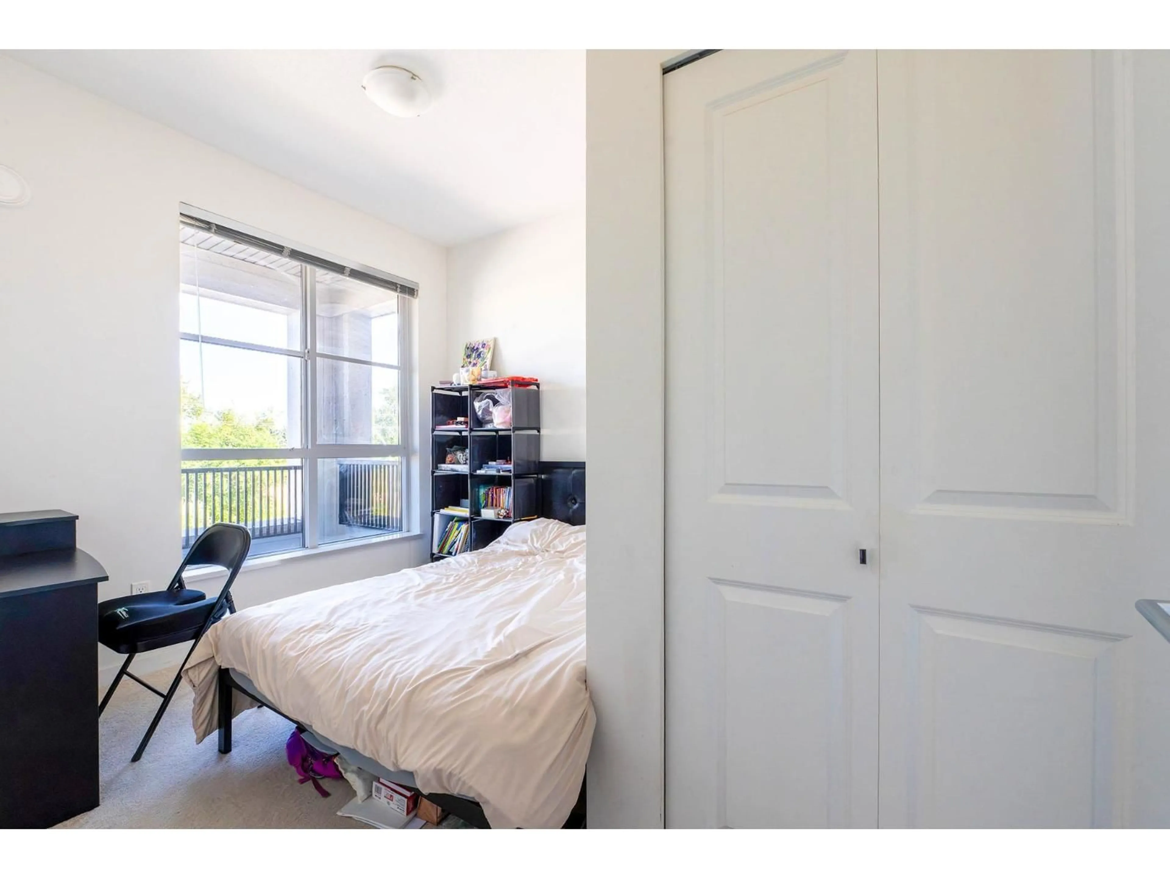 A pic of a room for 422 - 15137 33, Surrey British Columbia V3Z0Y1