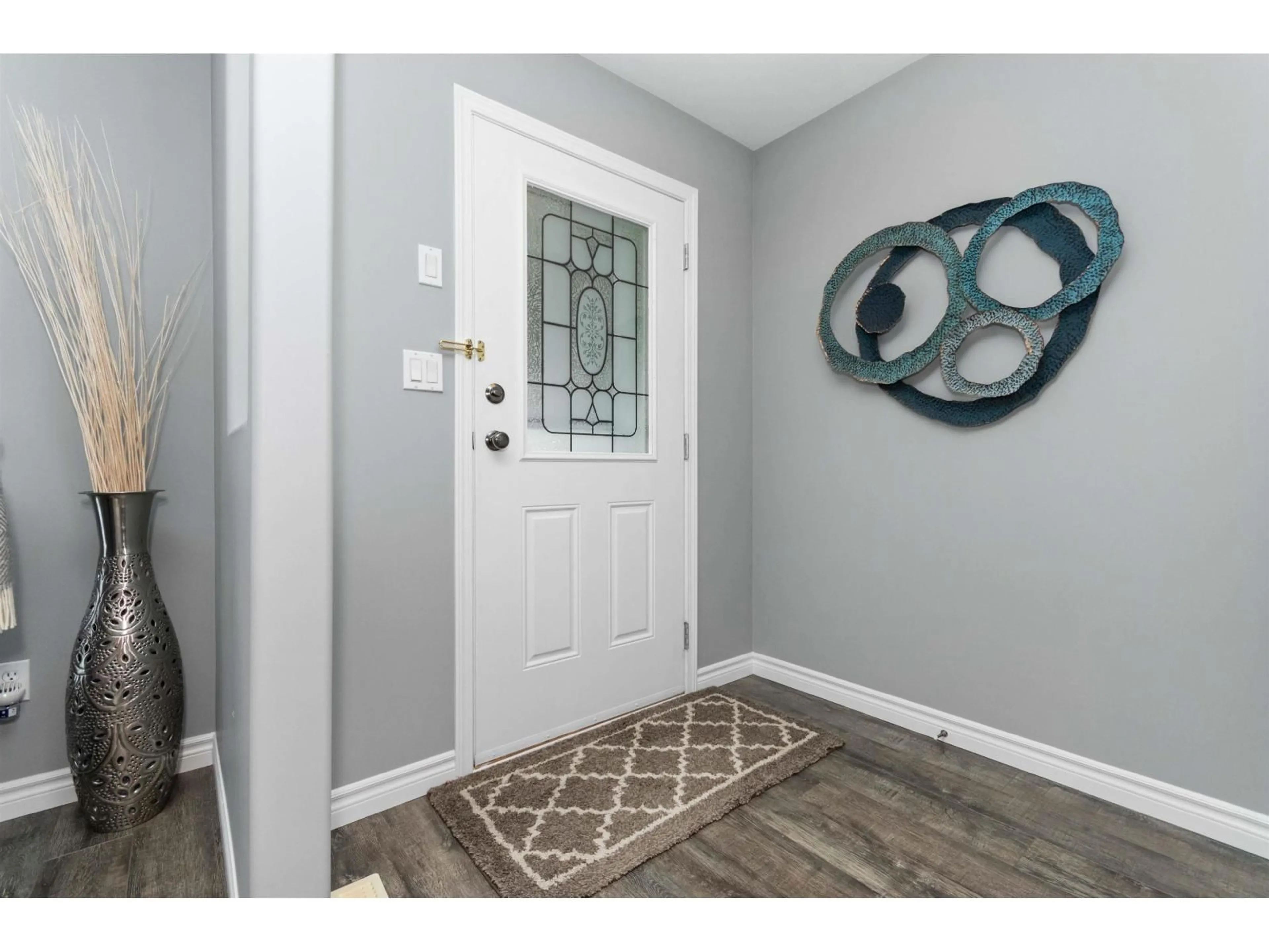 Indoor entryway for 5 - 7291 MORROW ROAD, Agassiz British Columbia V0M1A2