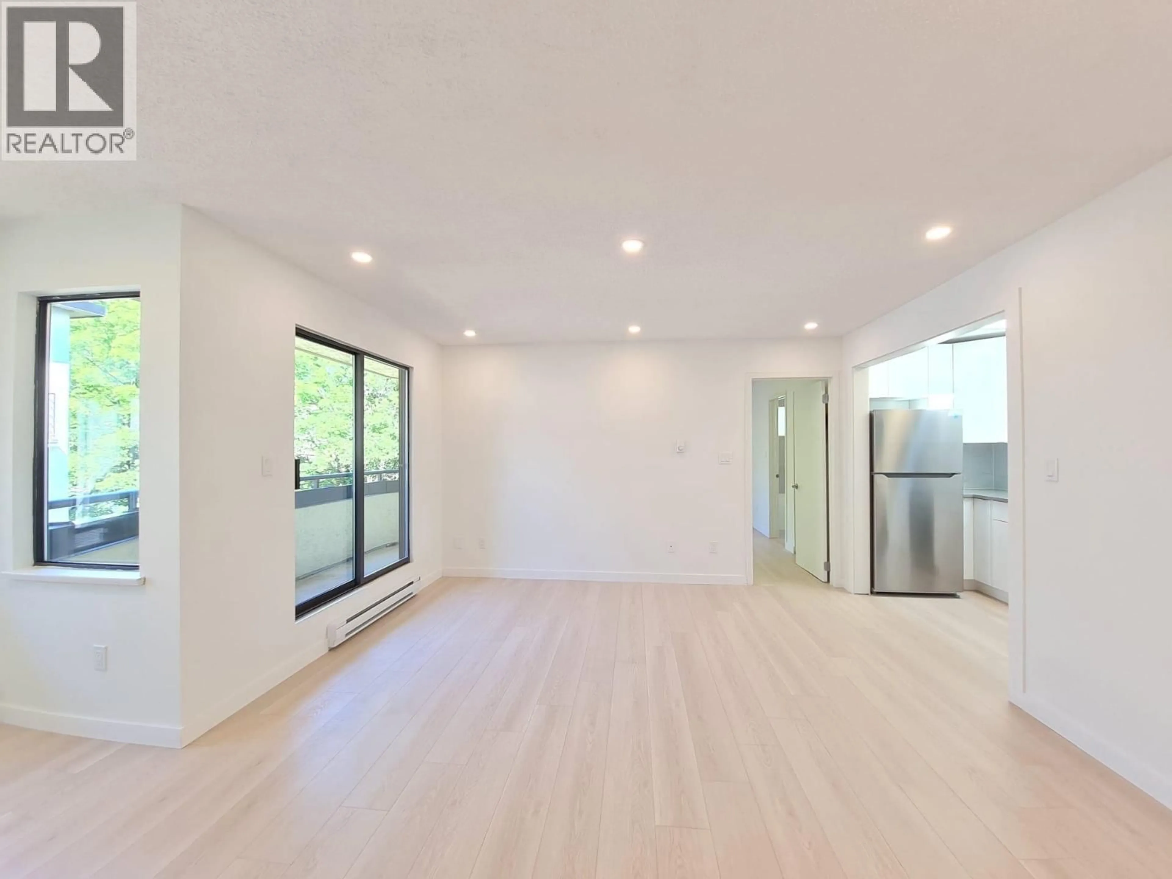 A pic of a room for 301 - 8645 OSLER STREET, Vancouver British Columbia V6P4E6