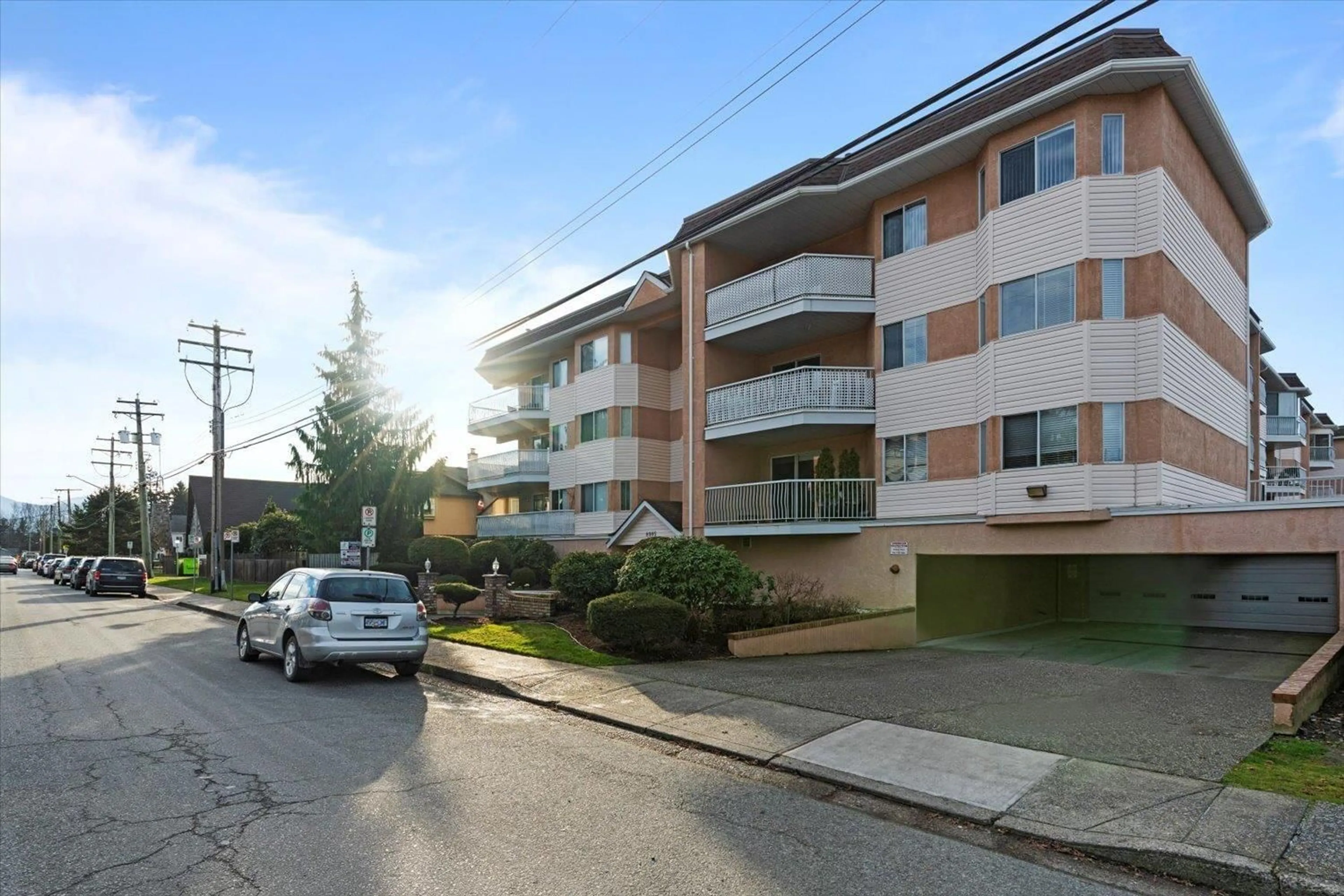 Patio, street for 201 - 8985 MARY STREET, Chilliwack British Columbia V2P4J4