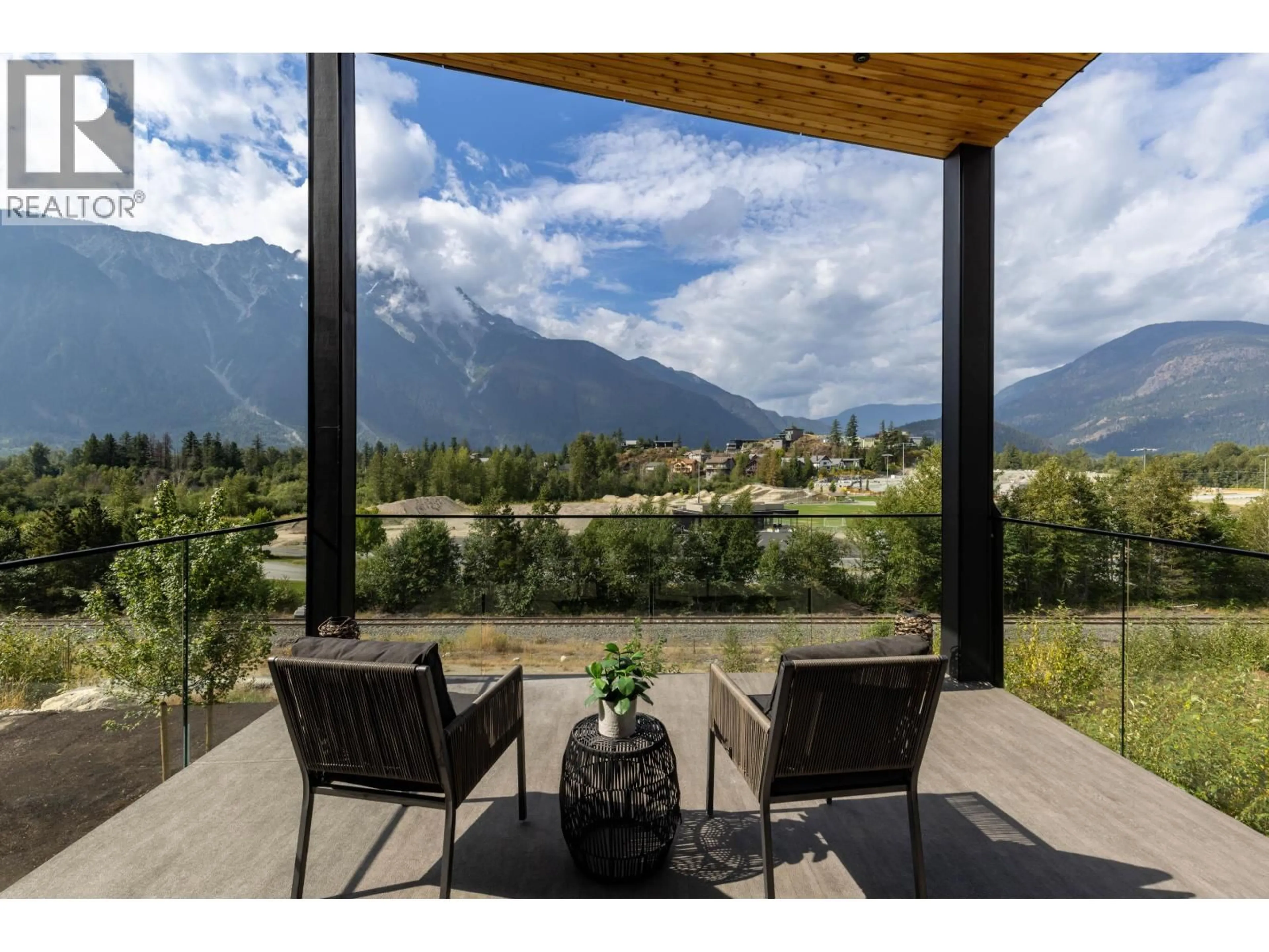 Patio, mountain view for 7639 SEVEN O'CLOCK DRIVE, Pemberton British Columbia V0N2L3