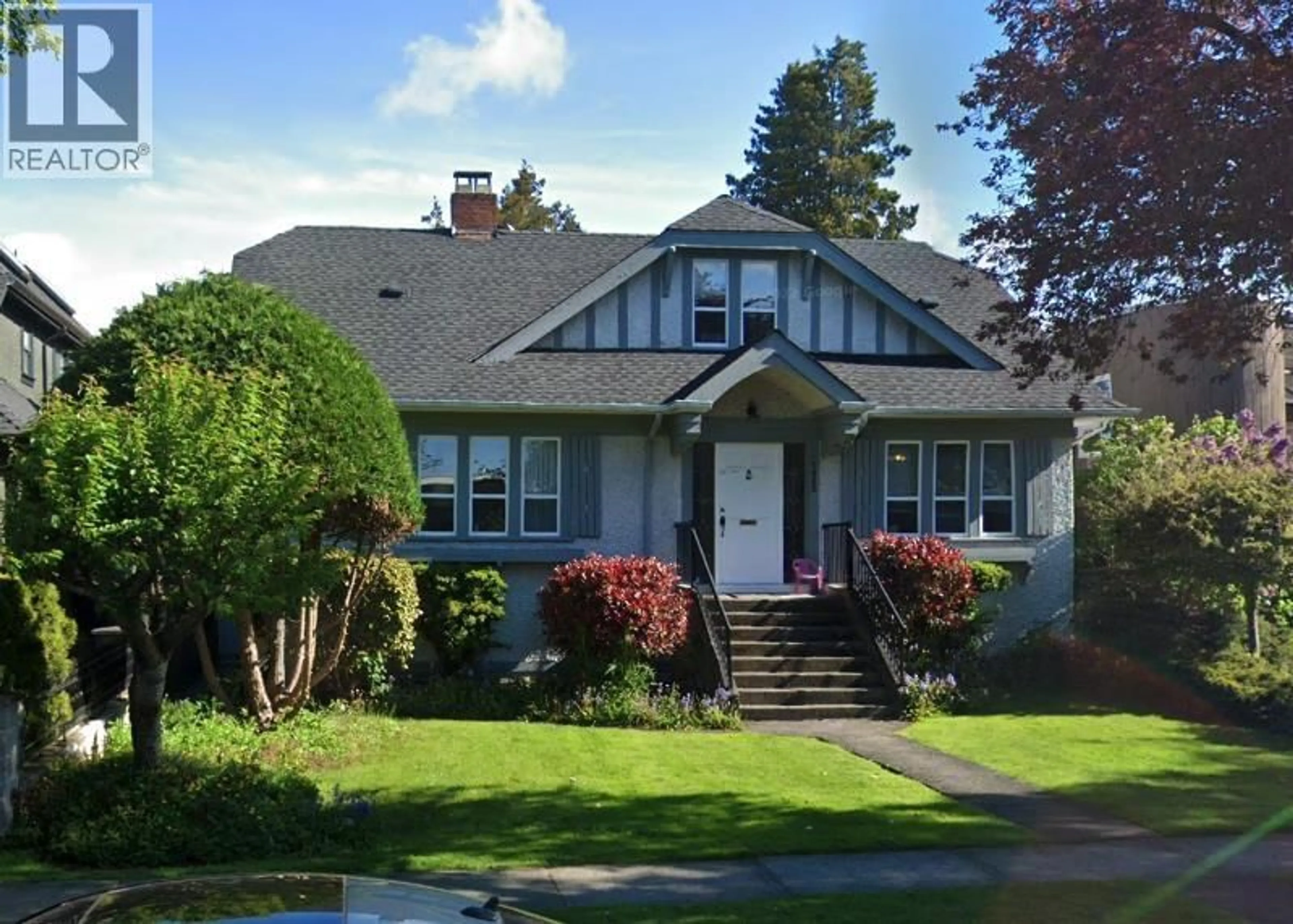 Home with vinyl exterior material, street for 1945 45TH AVENUE, Vancouver British Columbia V6M2H7