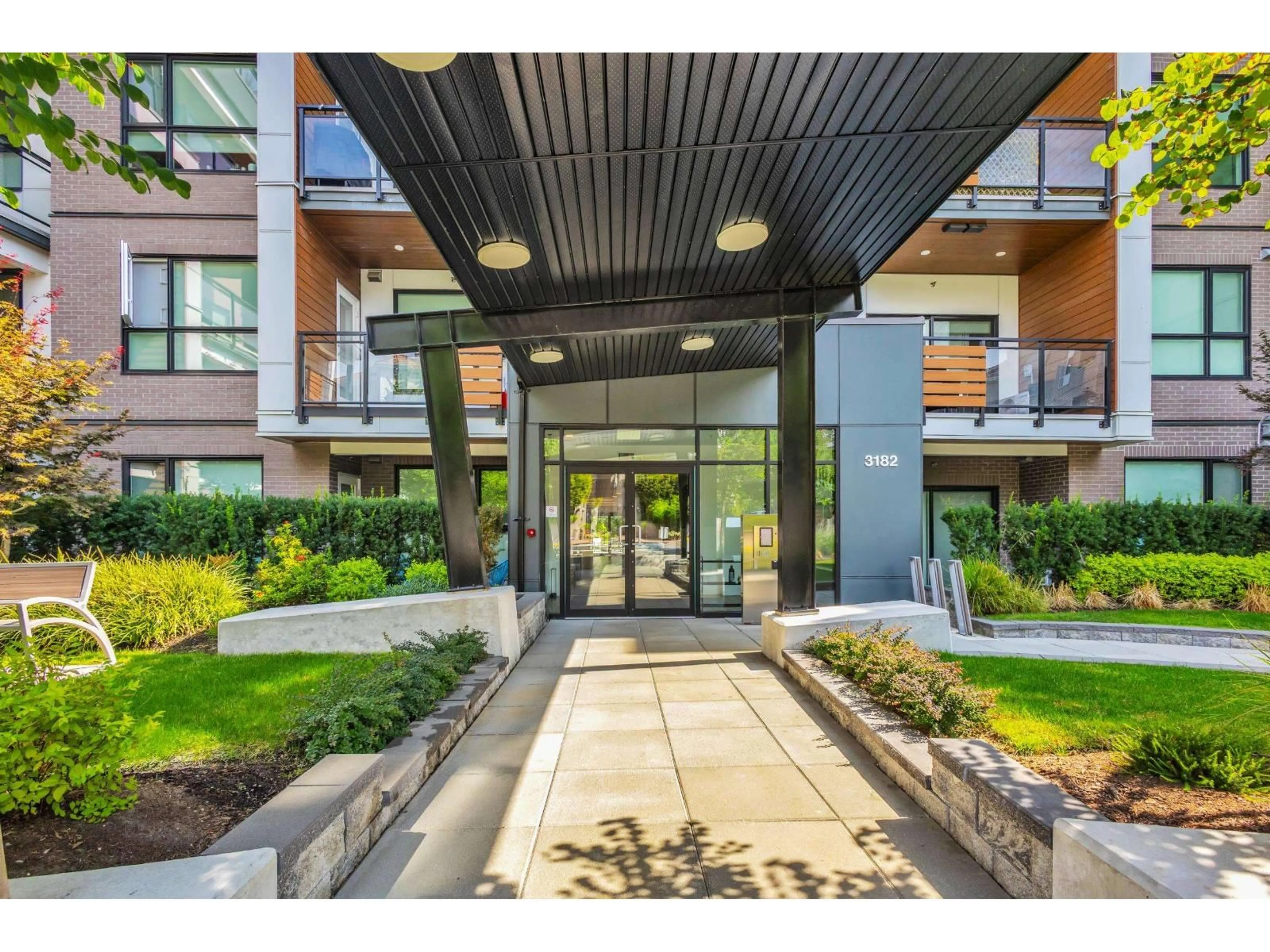 Unknown for 415 - 3182 GLADWIN, Abbotsford British Columbia V2T0K8