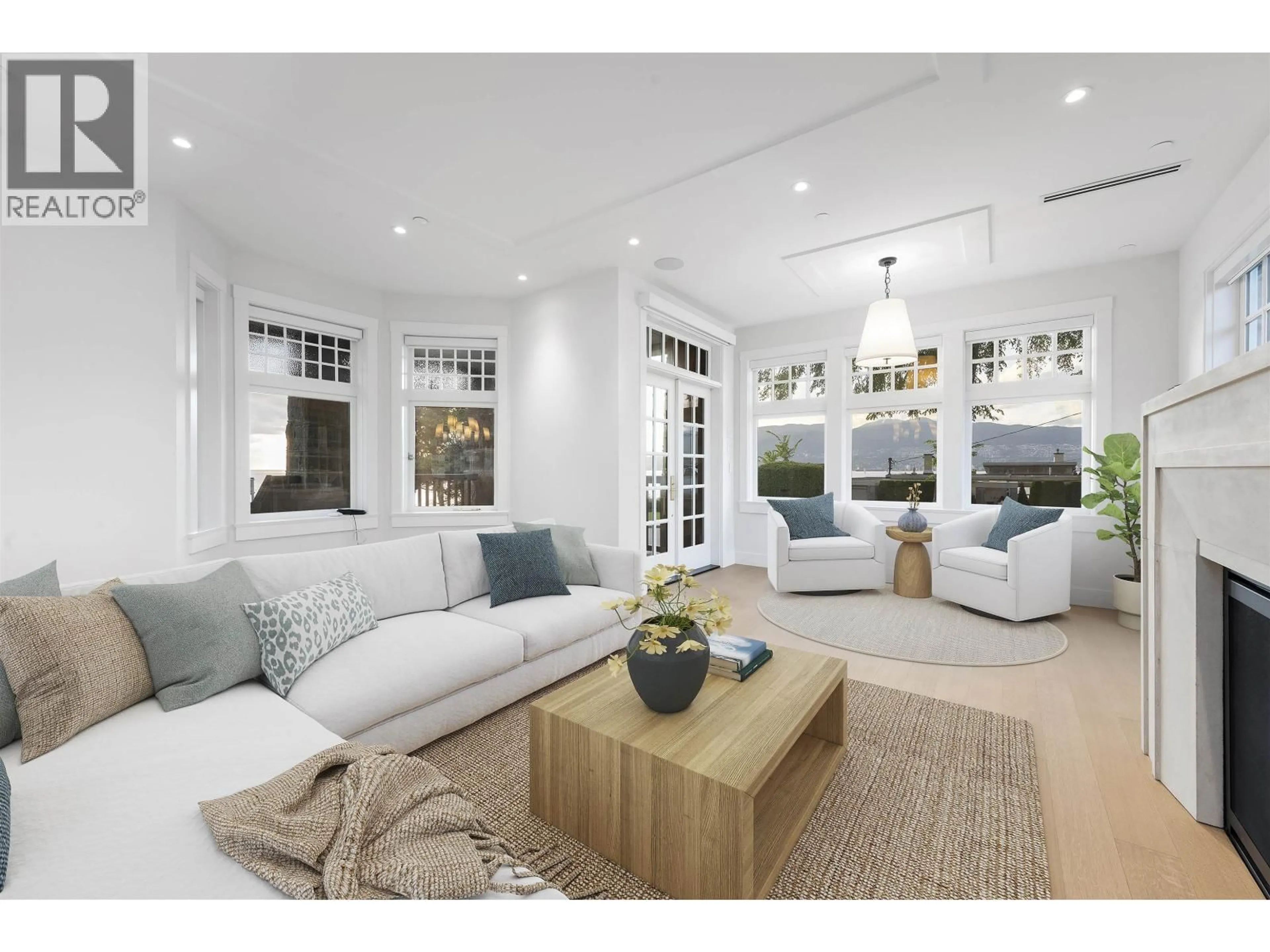 Living room with furniture, unknown for 1428 TRAFALGAR STREET, Vancouver British Columbia V6K3R3