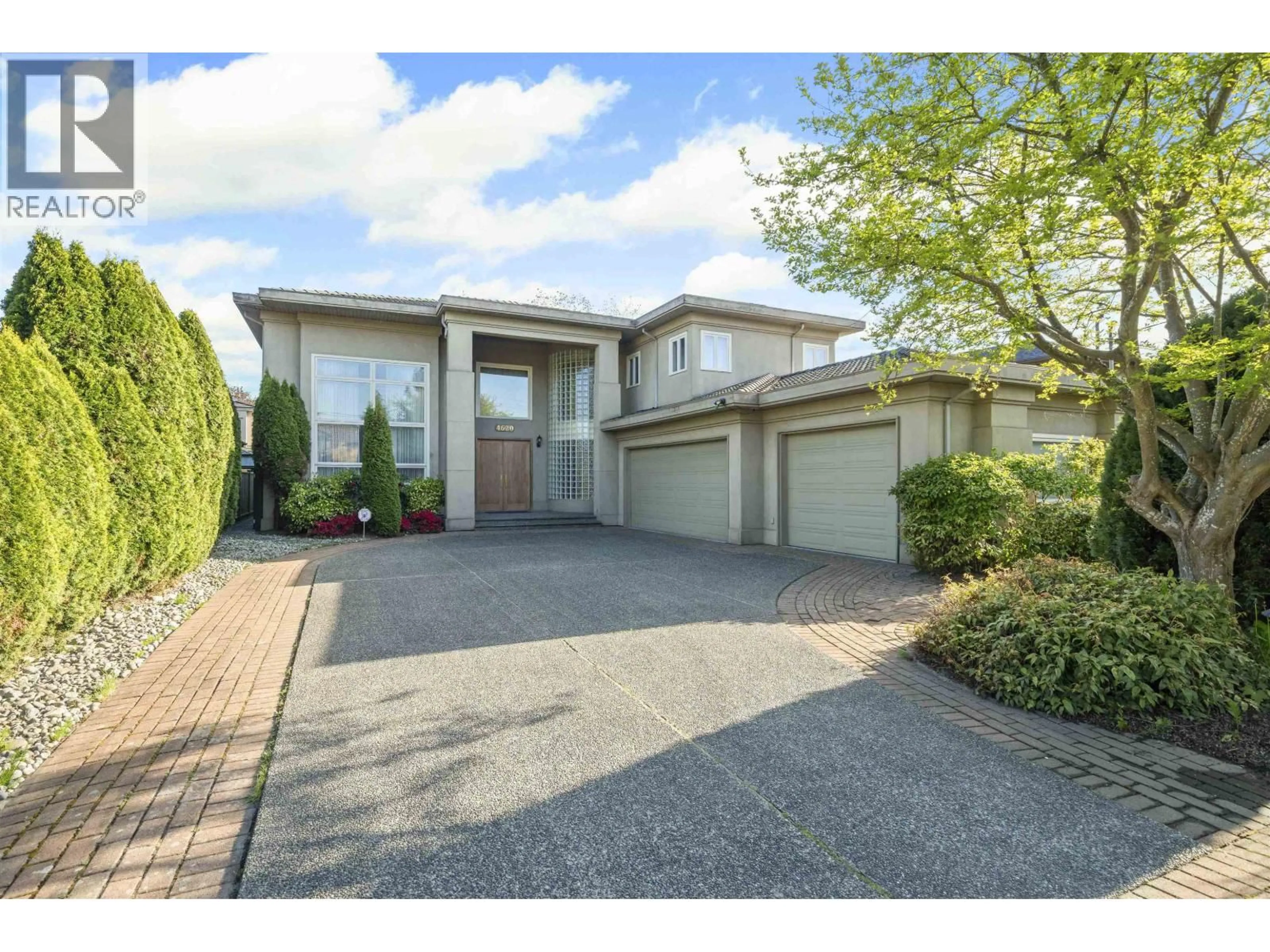 A pic from outside/outdoor area/front of a property/back of a property/a pic from drone, street for 4620 GRANVILLE AVENUE, Richmond British Columbia V7C1E4