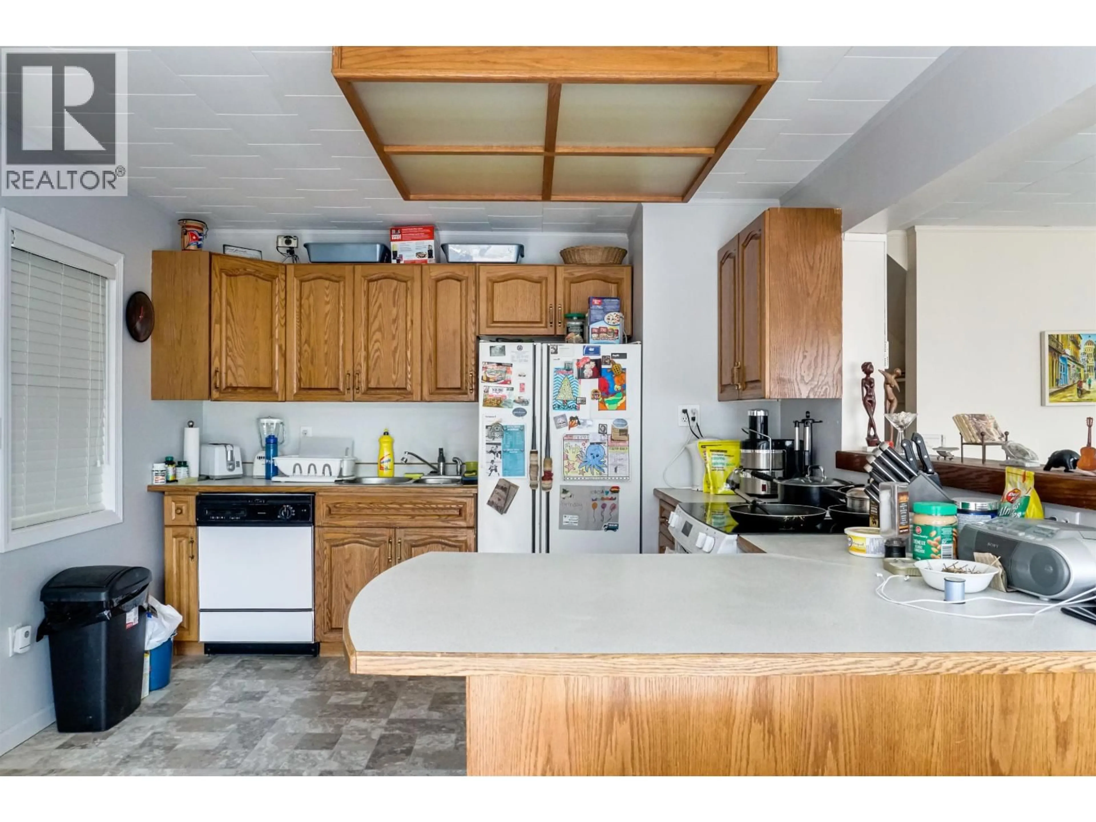 Standard kitchen, unknown for 31 FULMAR STREET, Kitimat British Columbia V8C1T3