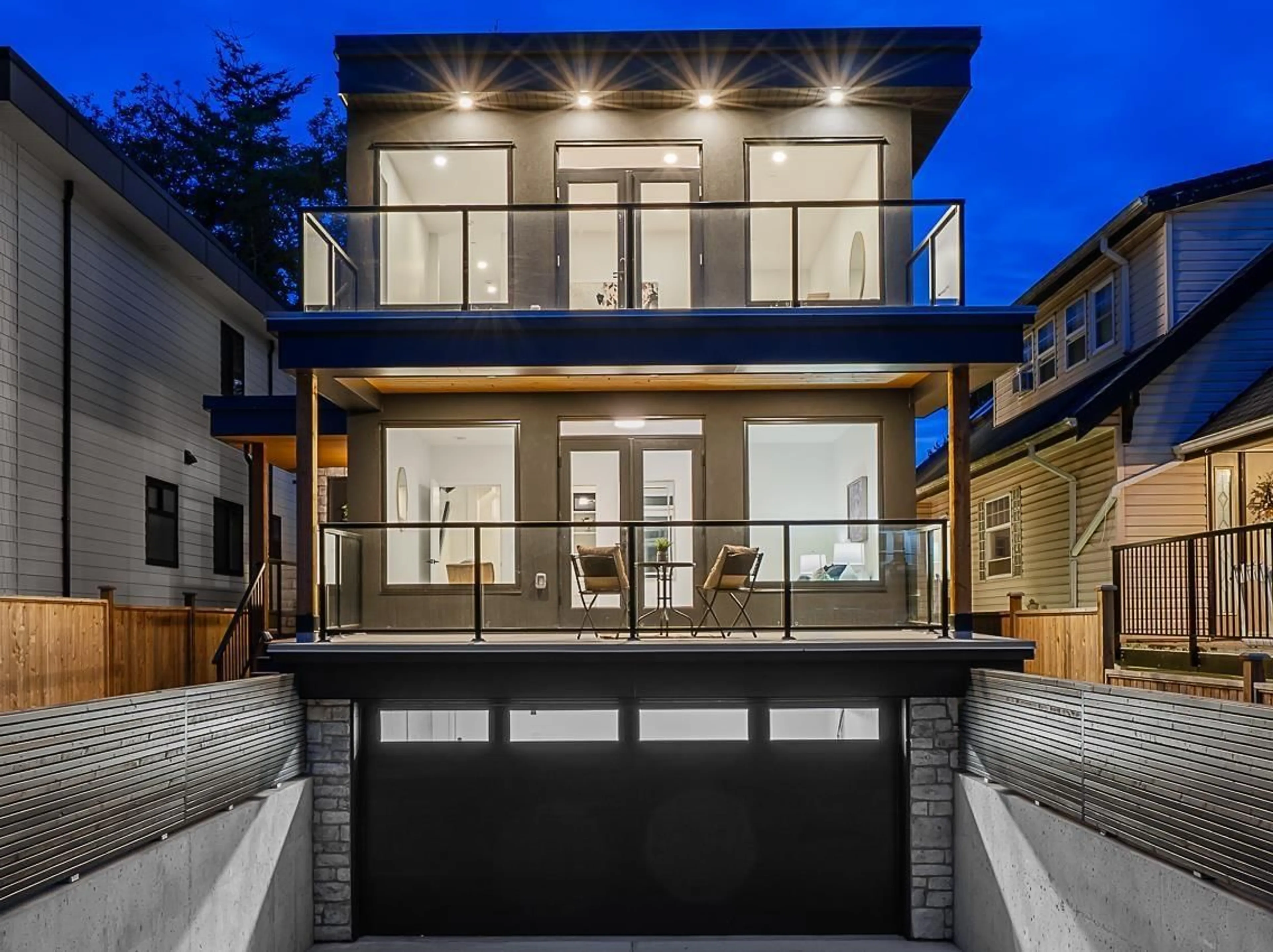 Unknown for 855 LEE, White Rock British Columbia V4B4N7