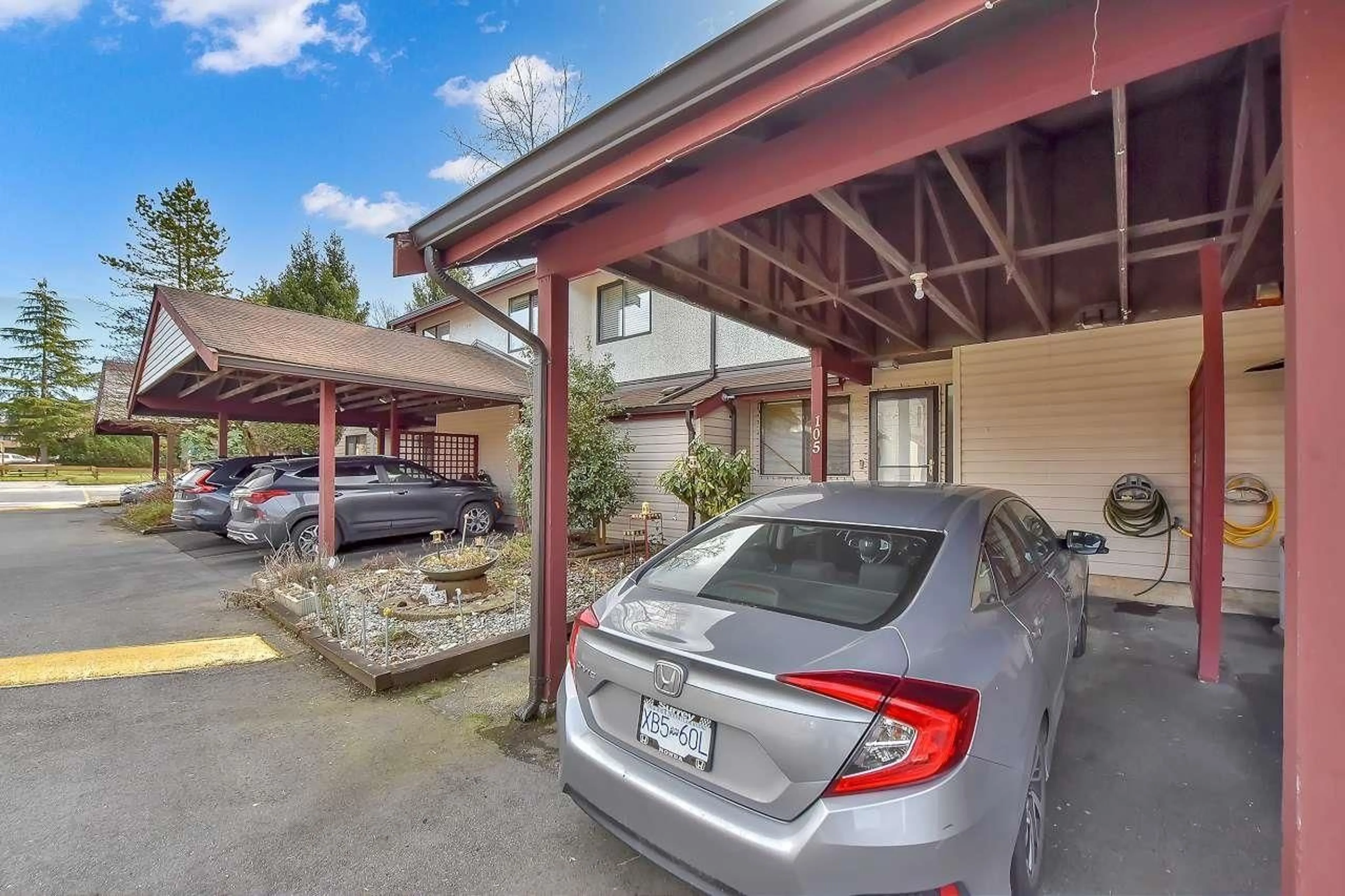 Patio, street for 105 - 13880 74, Surrey British Columbia V3W7E6