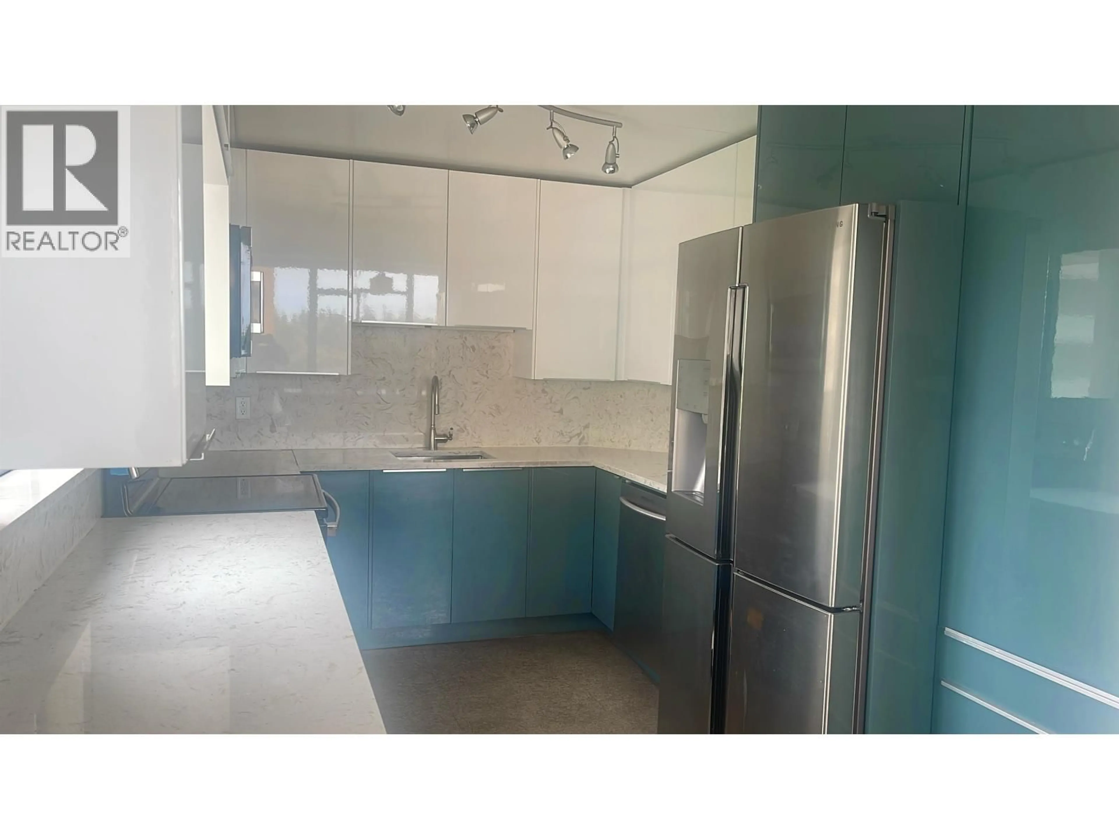 Standard kitchen, unknown for 704 - 6651 MINORU BOULEVARD, Richmond British Columbia V6Y1Z2