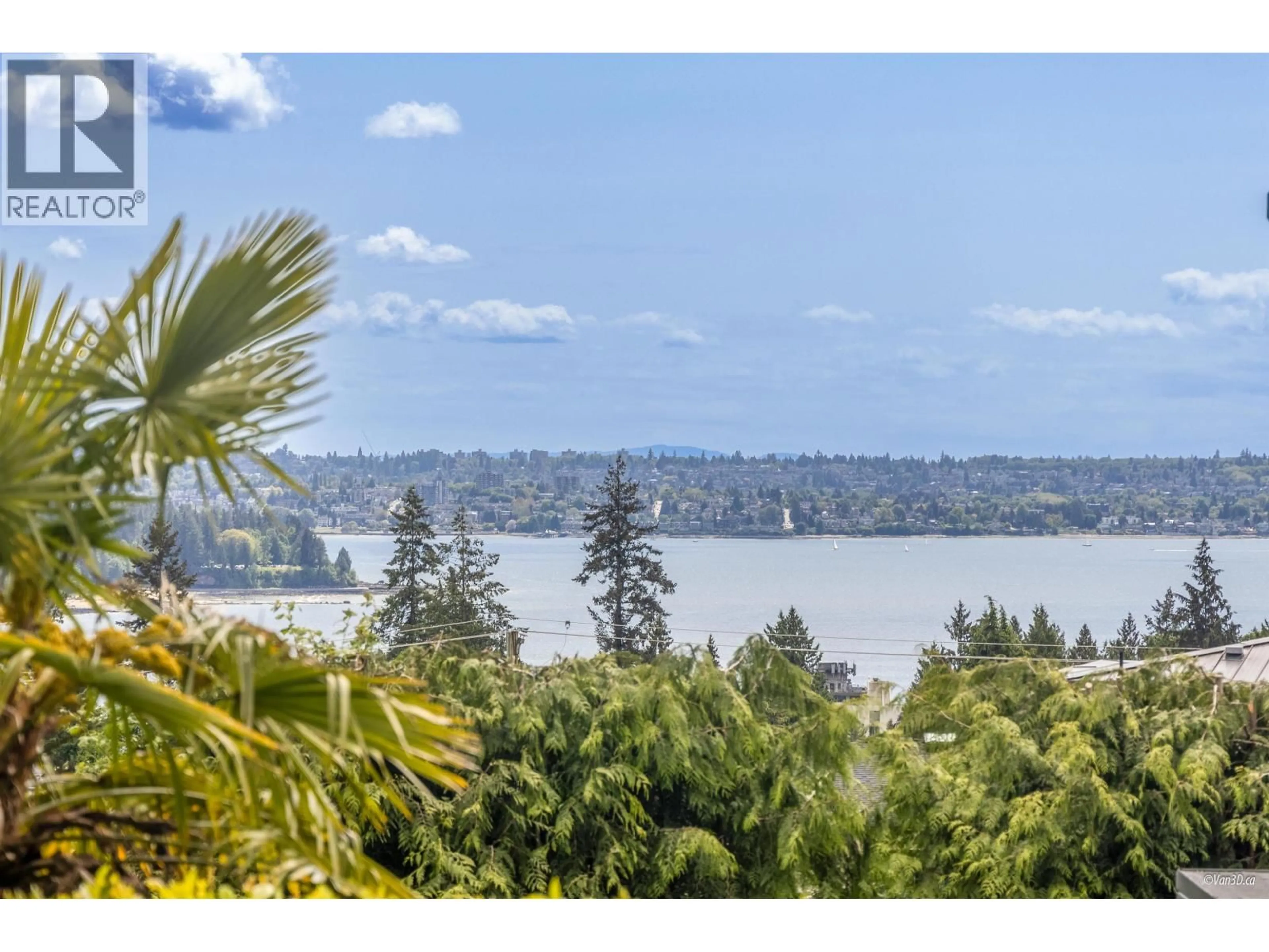 Unknown for 1752 OTTAWA PLACE, West Vancouver British Columbia V7V2T7