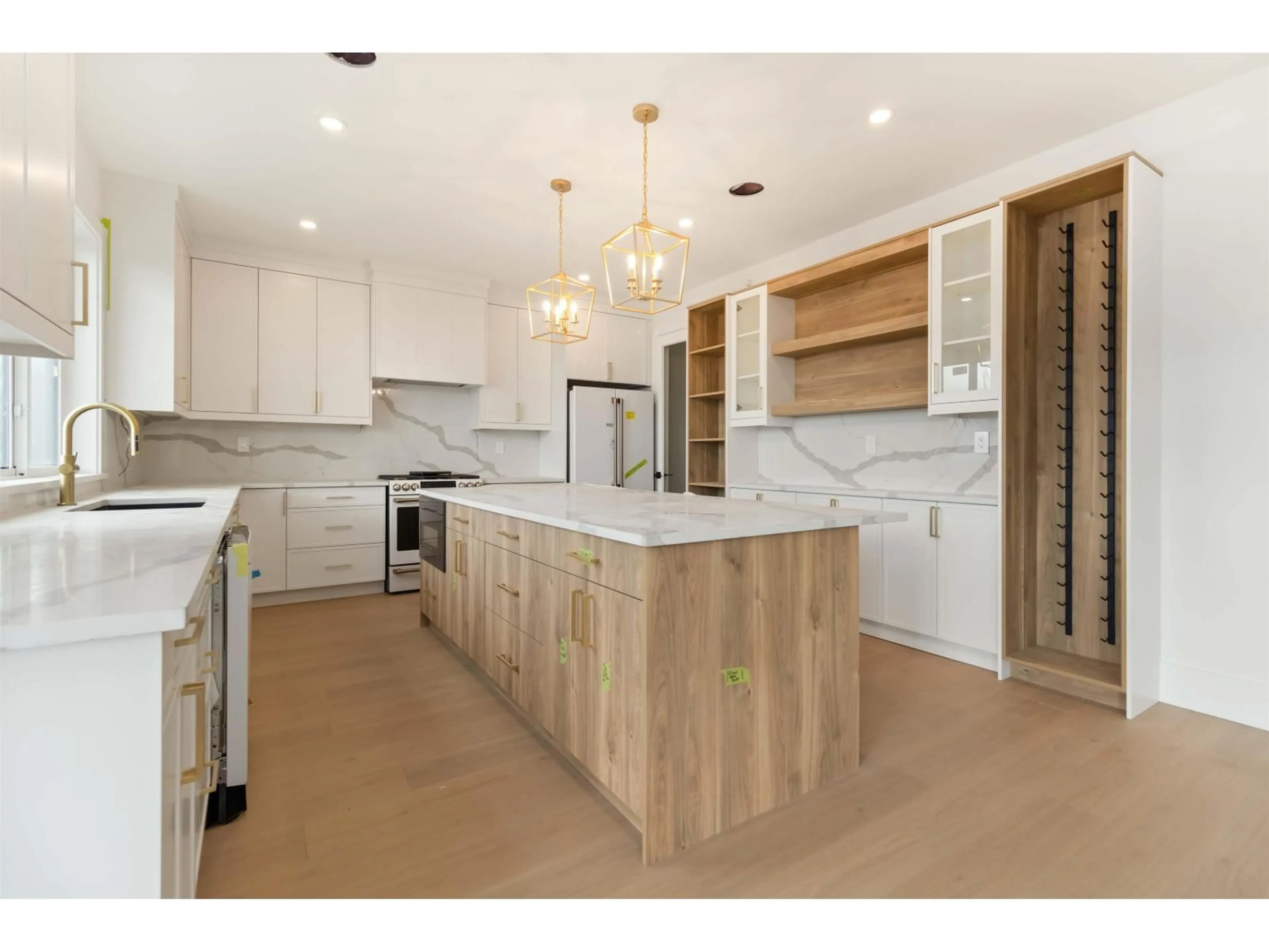 Open concept kitchen, unknown for 50497 KINGSTON DRIVE, Chilliwack British Columbia V4Z0C2