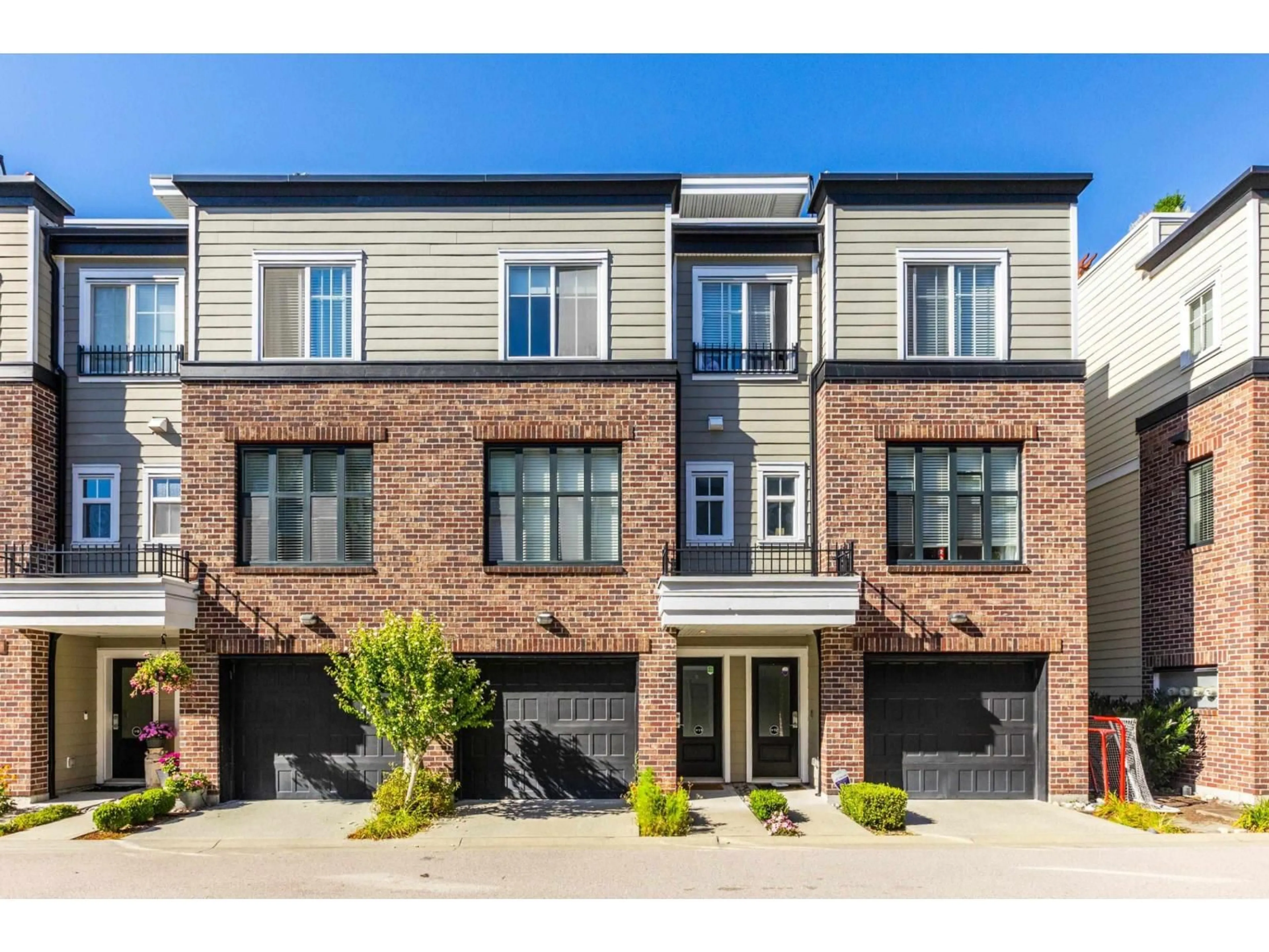Home with brick exterior material, street for 11 - 15588 32, Surrey British Columbia V3Z0G3