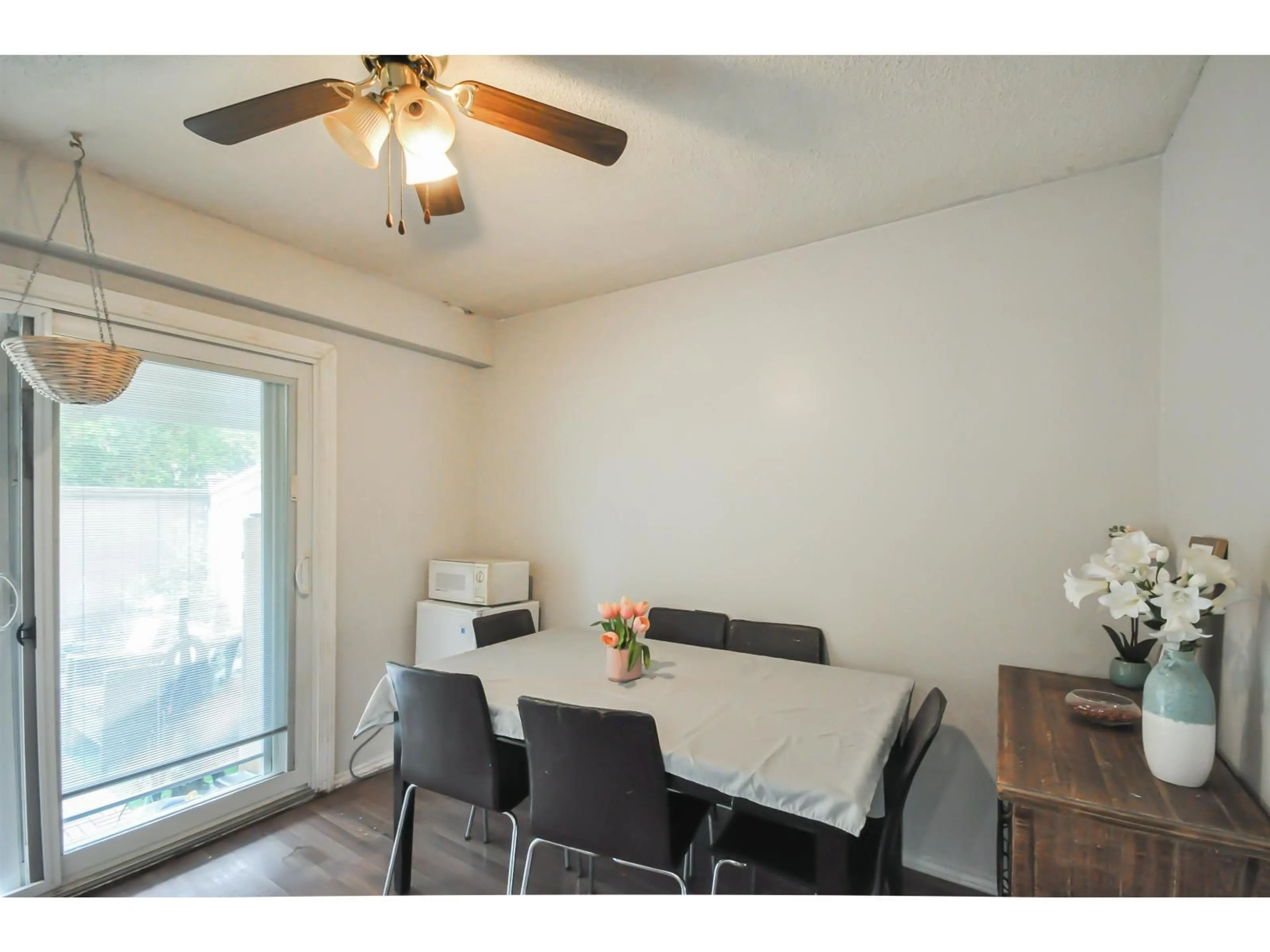 A pic of a room for 77 - 20350 53, Langley British Columbia V3A5T9