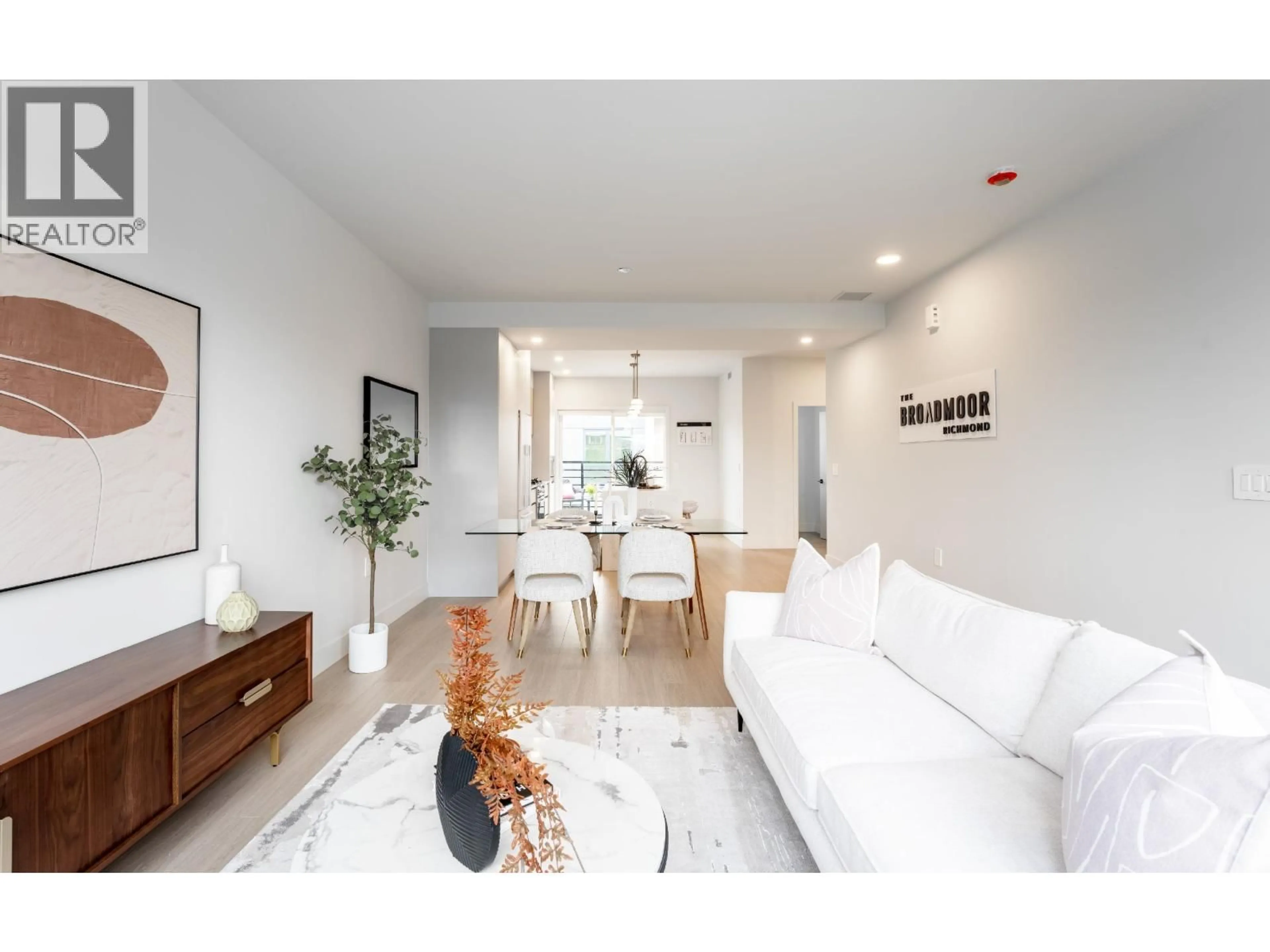 Living room with furniture, unknown for 8 - 8300 NO. 3 ROAD, Richmond British Columbia V6Y2E3