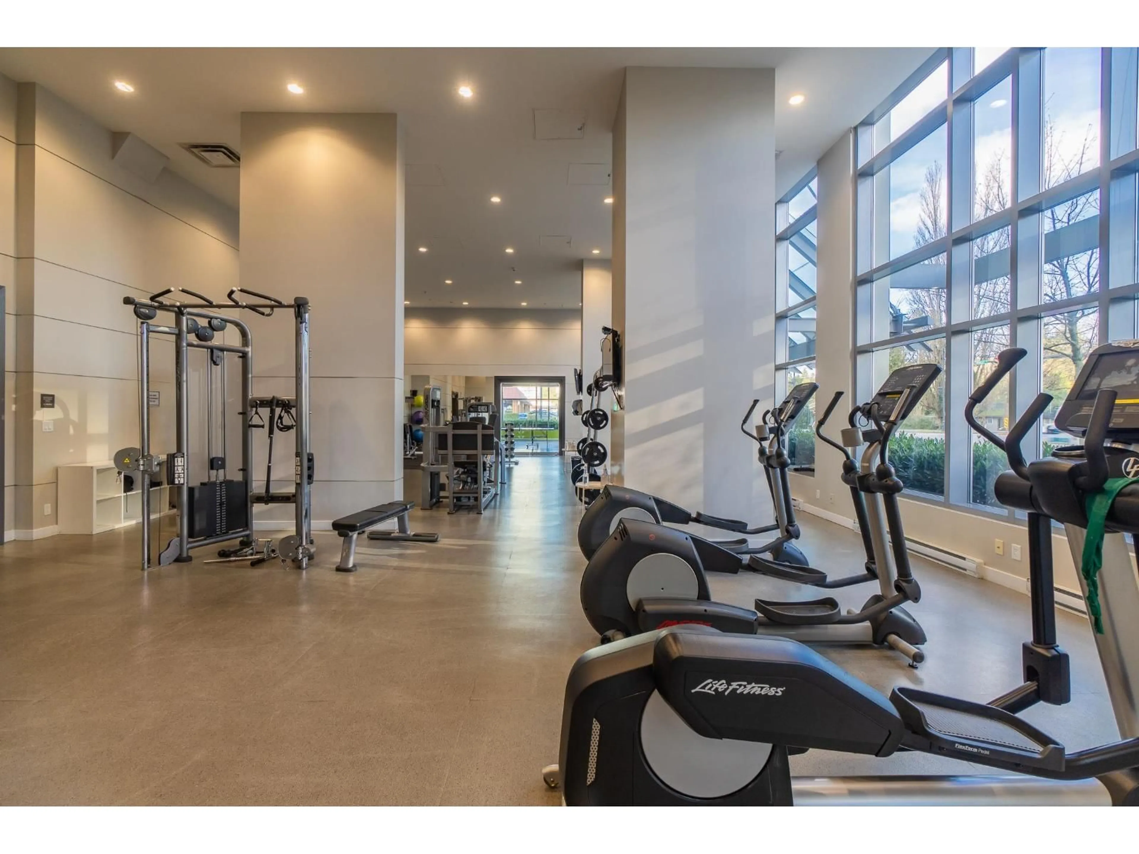 Gym or fitness room for 3607 - 9981 WHALLEY, Surrey British Columbia V3T0G6