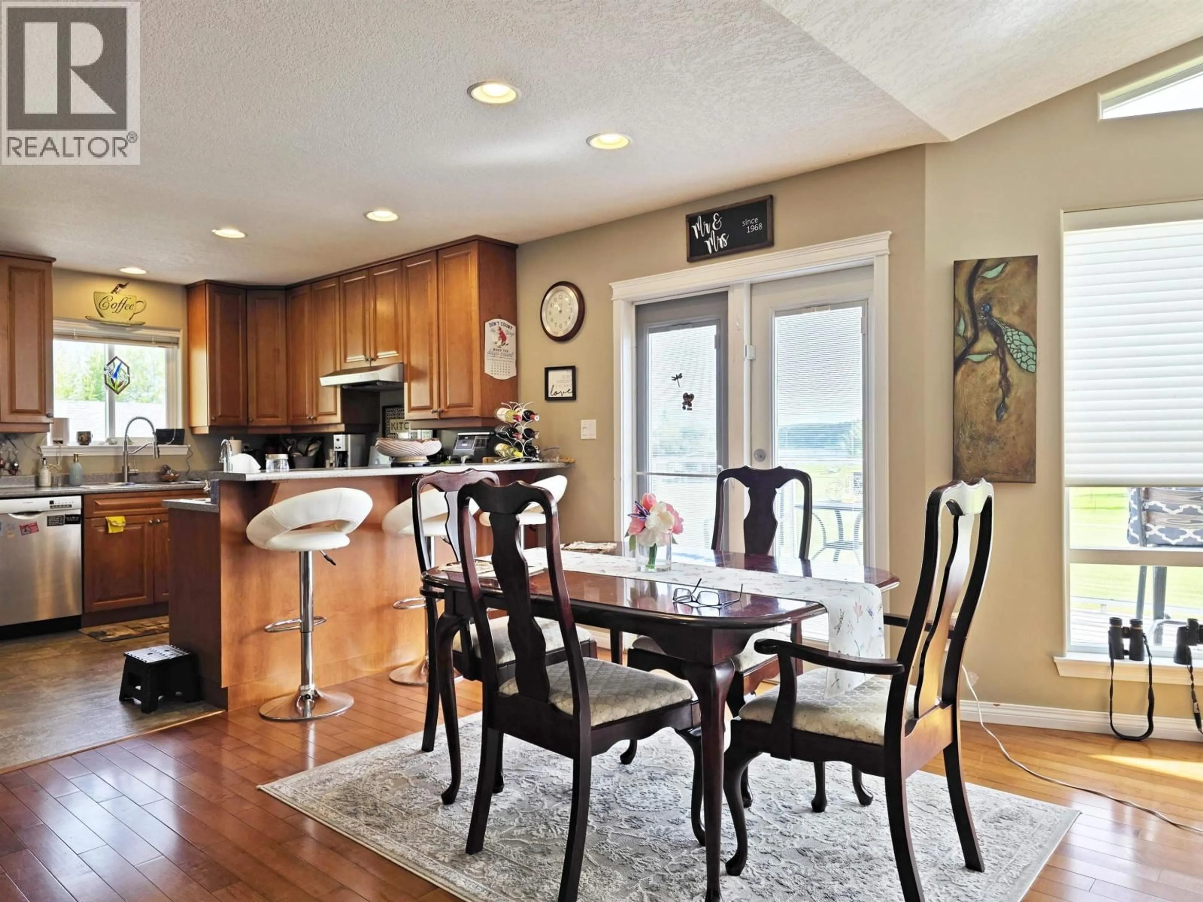 Open concept kitchen, unknown for 4812 TEN MILE LAKE ROAD, Quesnel British Columbia V2J6X1