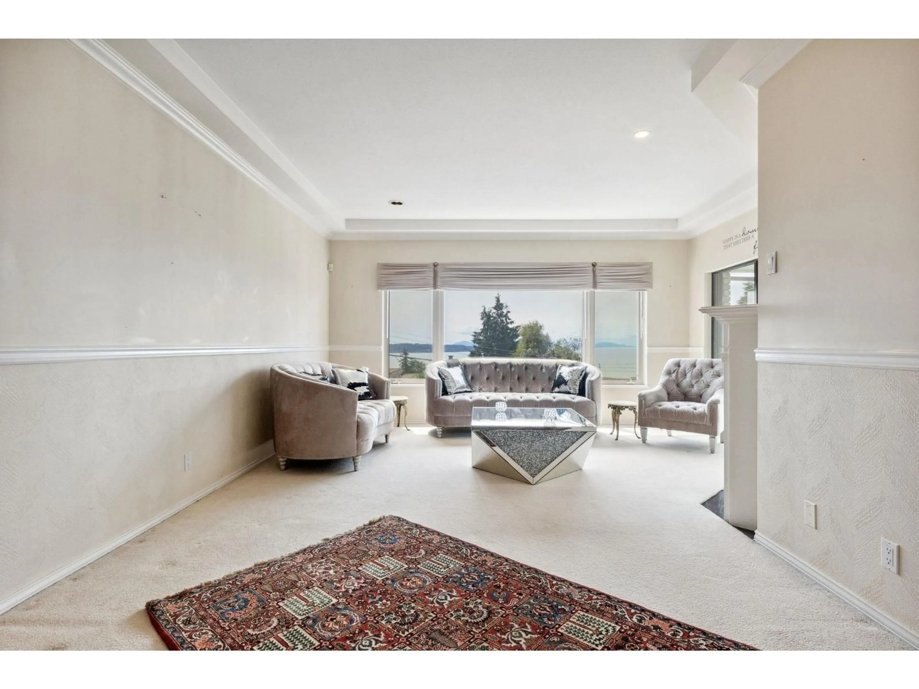 Unknown for 204 - 15176 BUENA VISTA, White Rock British Columbia V4B1Y3