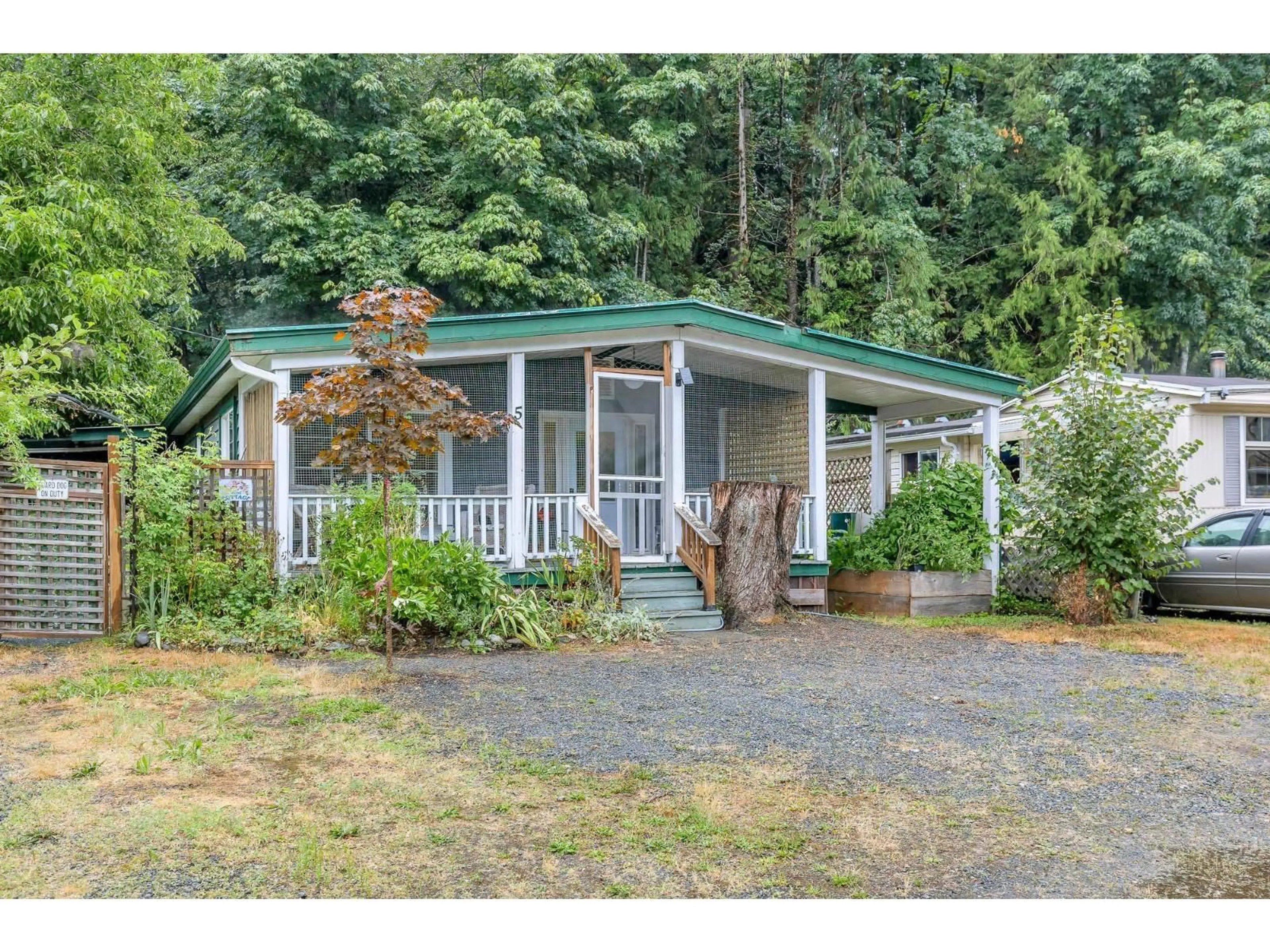 Home with vinyl exterior material, unknown for 5 - 50801 O'BYRNE ROAD, Chilliwack British Columbia V4Z1J3