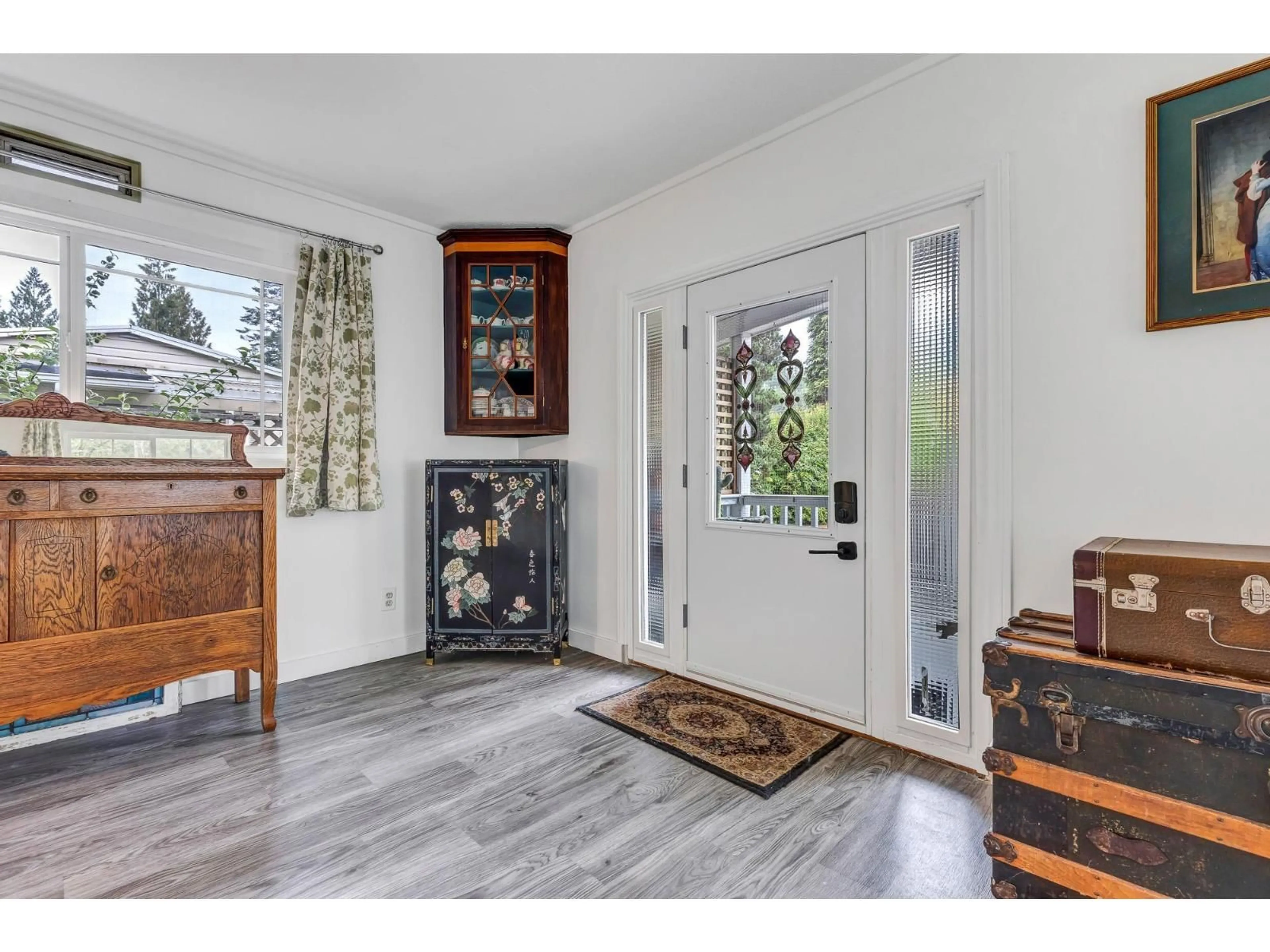 Indoor entryway for 5 - 50801 O'BYRNE ROAD, Chilliwack British Columbia V4Z1J3