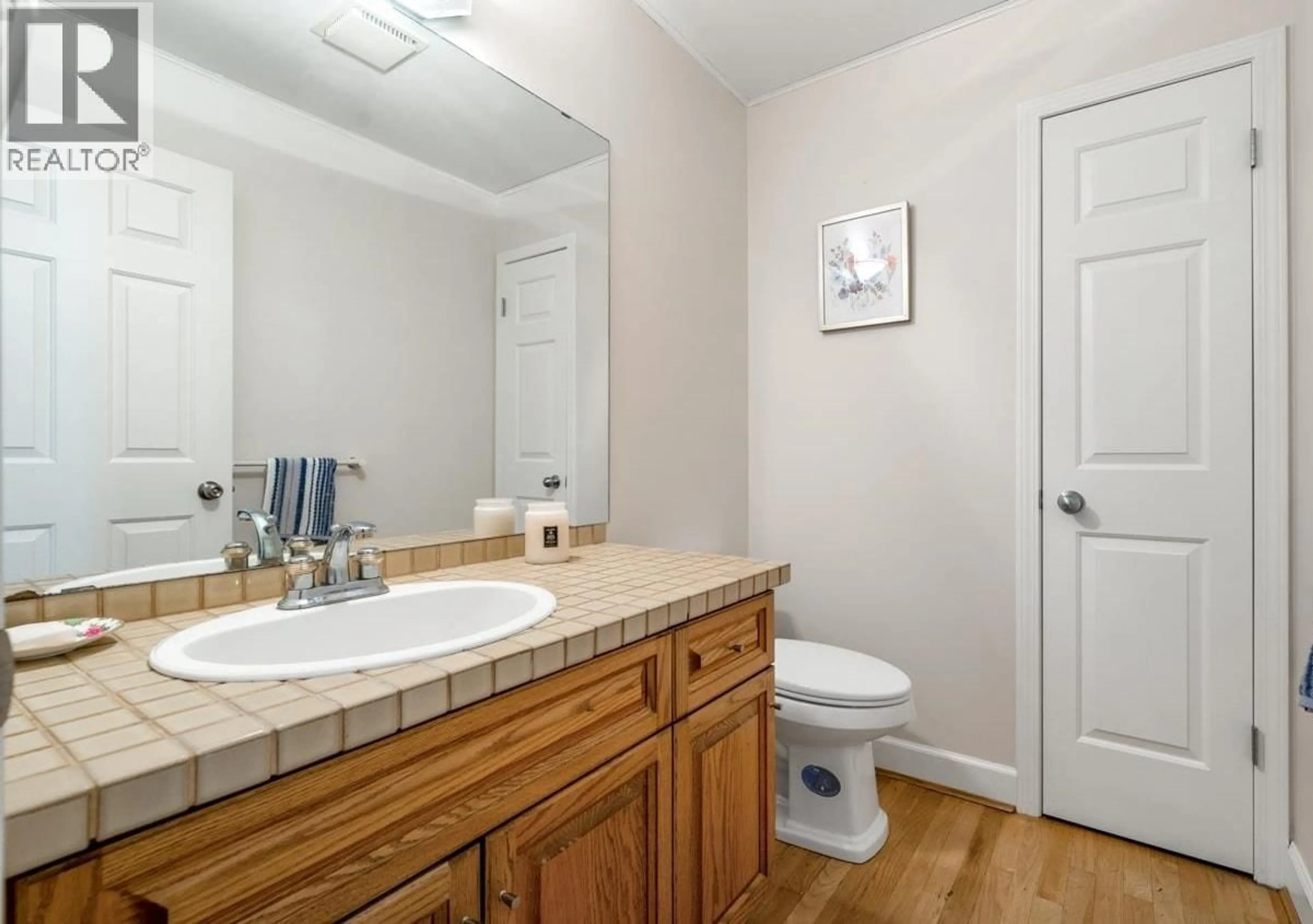 Standard bathroom, unknown for 1653 62ND AVENUE, Vancouver British Columbia V6P2G1