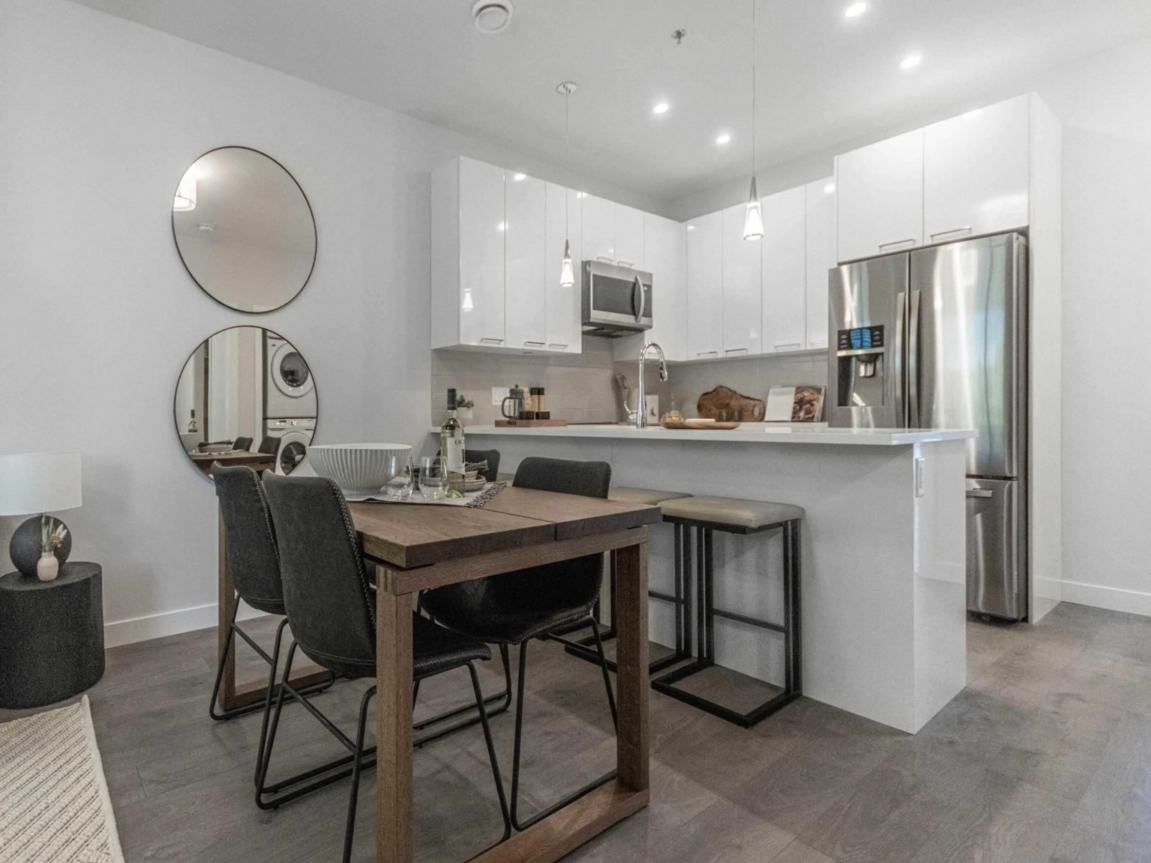 Open concept kitchen, unknown for 510 - 33886 PINE, Abbotsford British Columbia V0V0V0