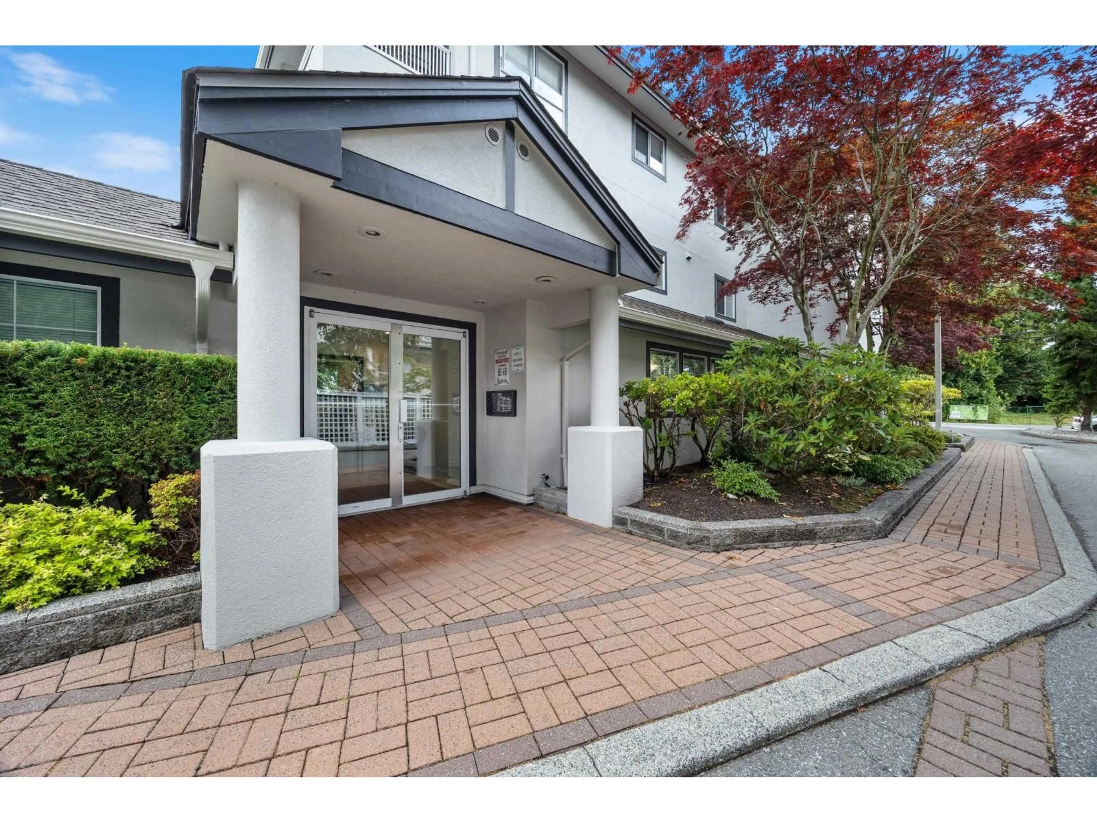 Unknown for 208 - 15272 20 AVENUE, Surrey British Columbia V4A2A3