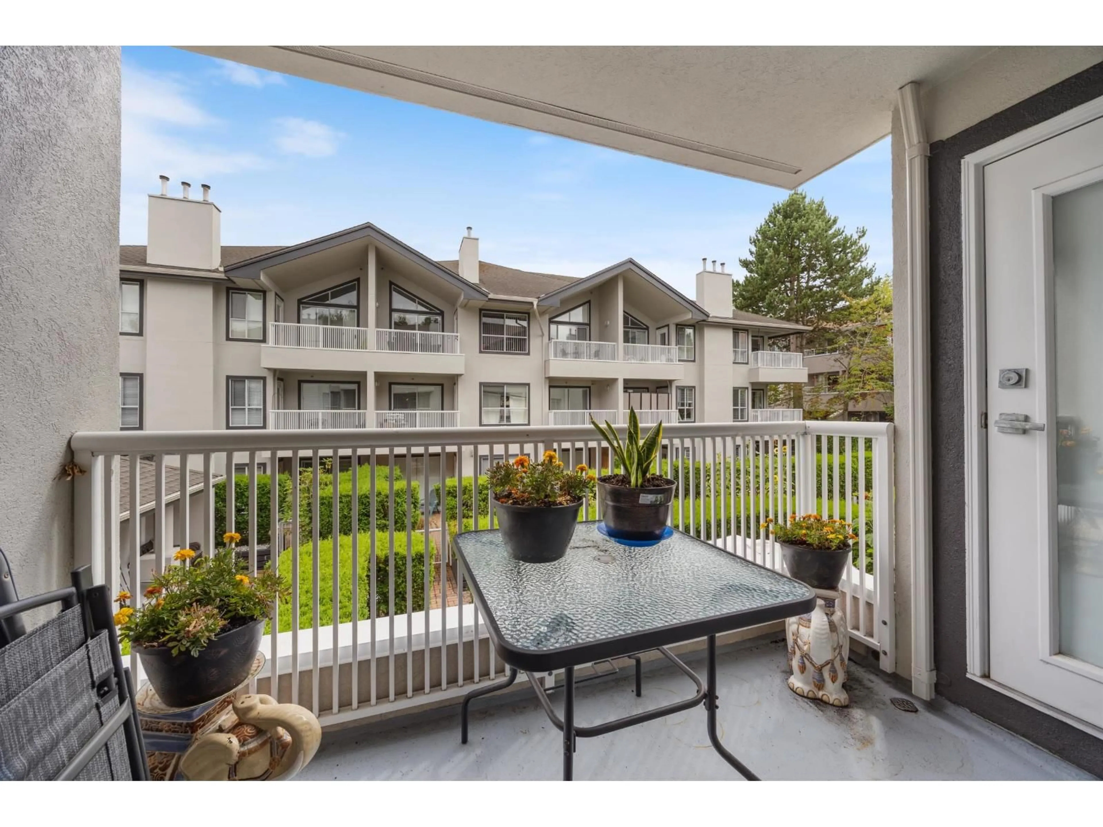 Patio, water/lake/river/ocean view for 208 - 15272 20 AVENUE, Surrey British Columbia V4A2A3