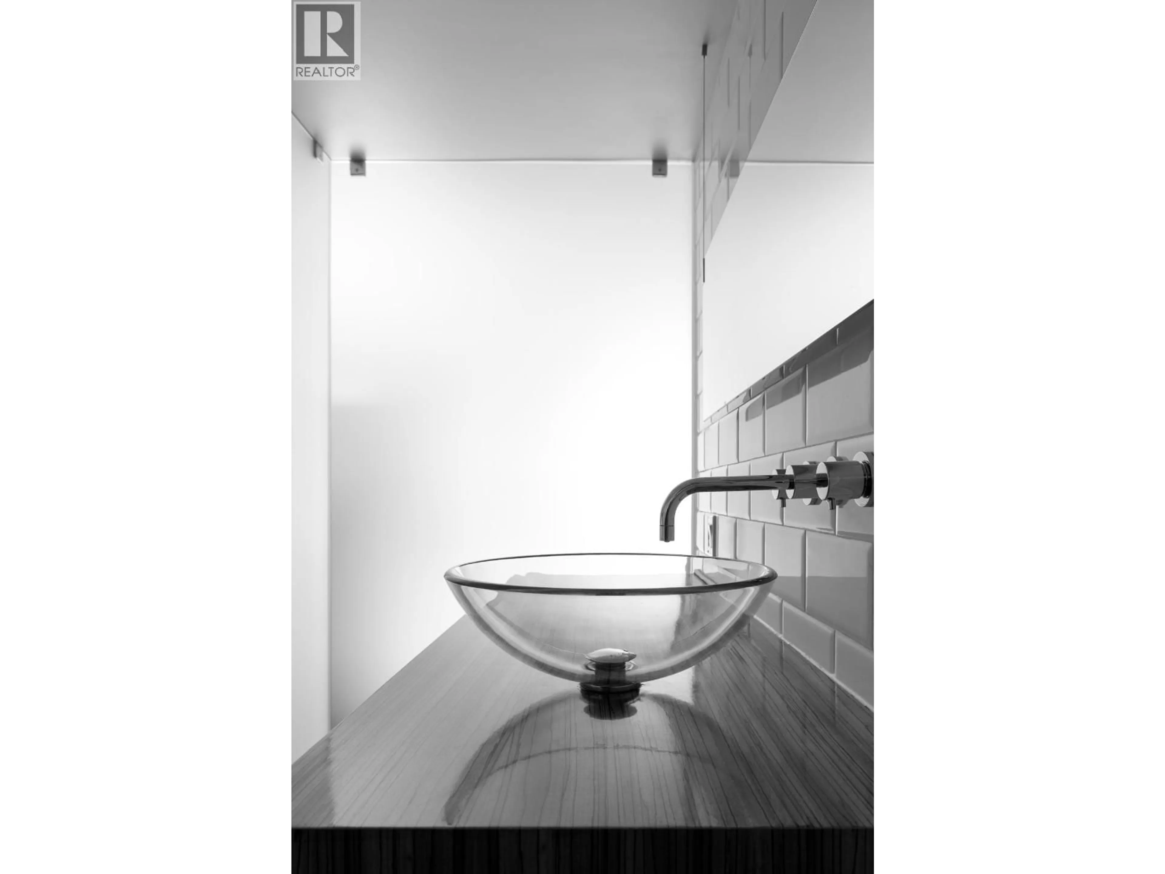Contemporary bathroom, unknown for 401 - 988 RICHARDS STREET, Vancouver British Columbia V6B8R2