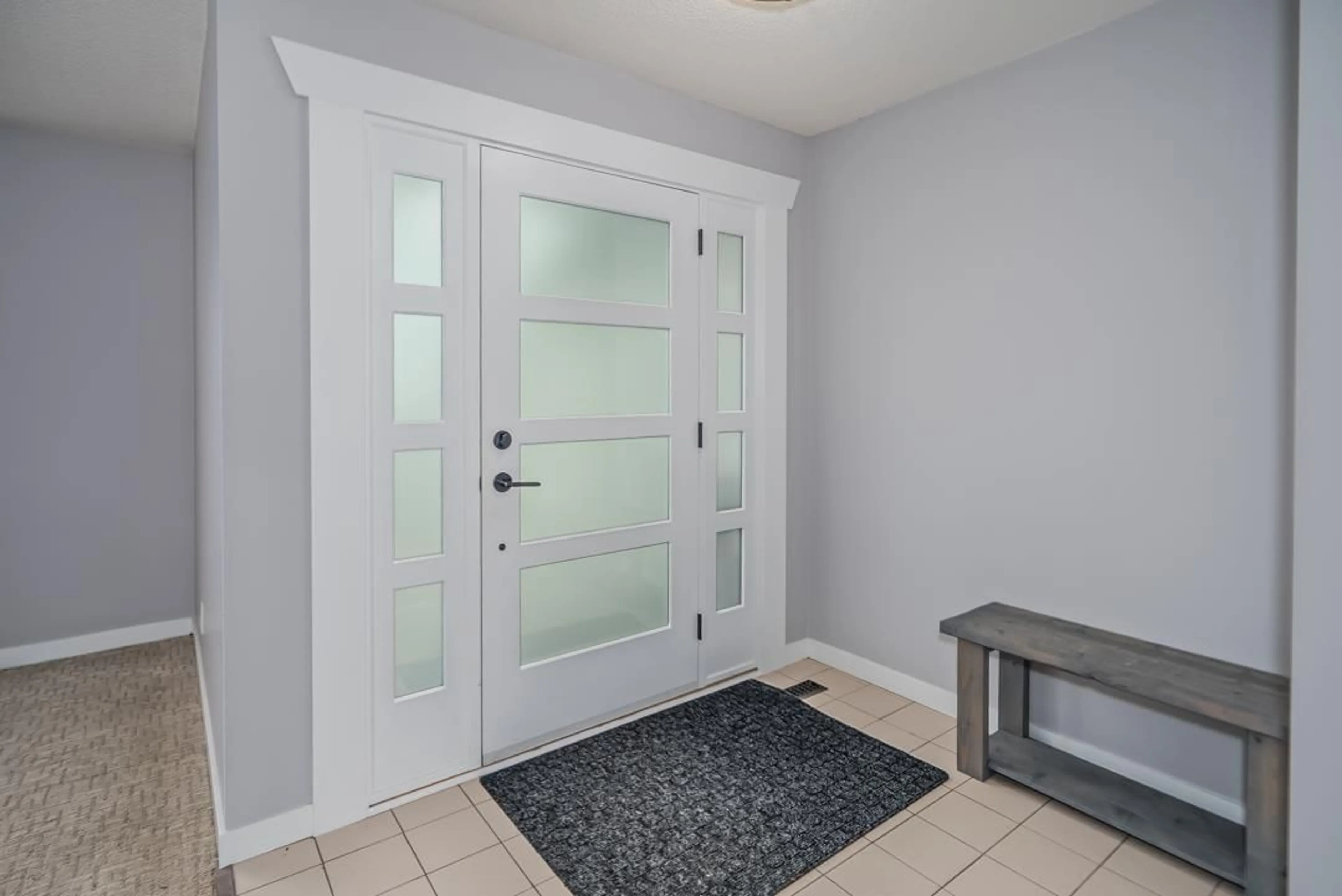 Indoor entryway for 6990 COACH LAMP DRIVE, Chilliwack British Columbia V2R2Y7