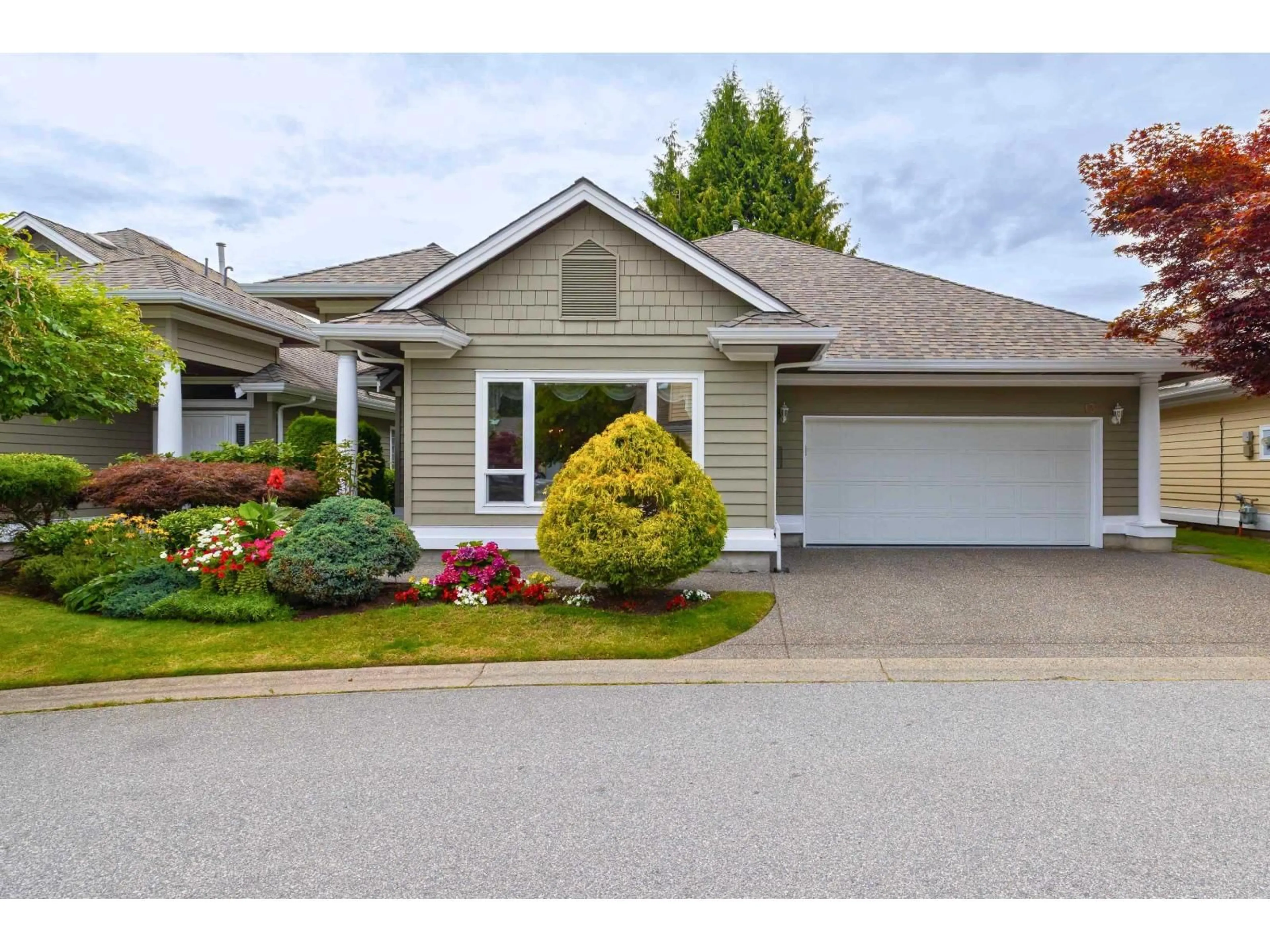 Home with vinyl exterior material, street for 13 - 1881 144, Surrey British Columbia V4A7E8