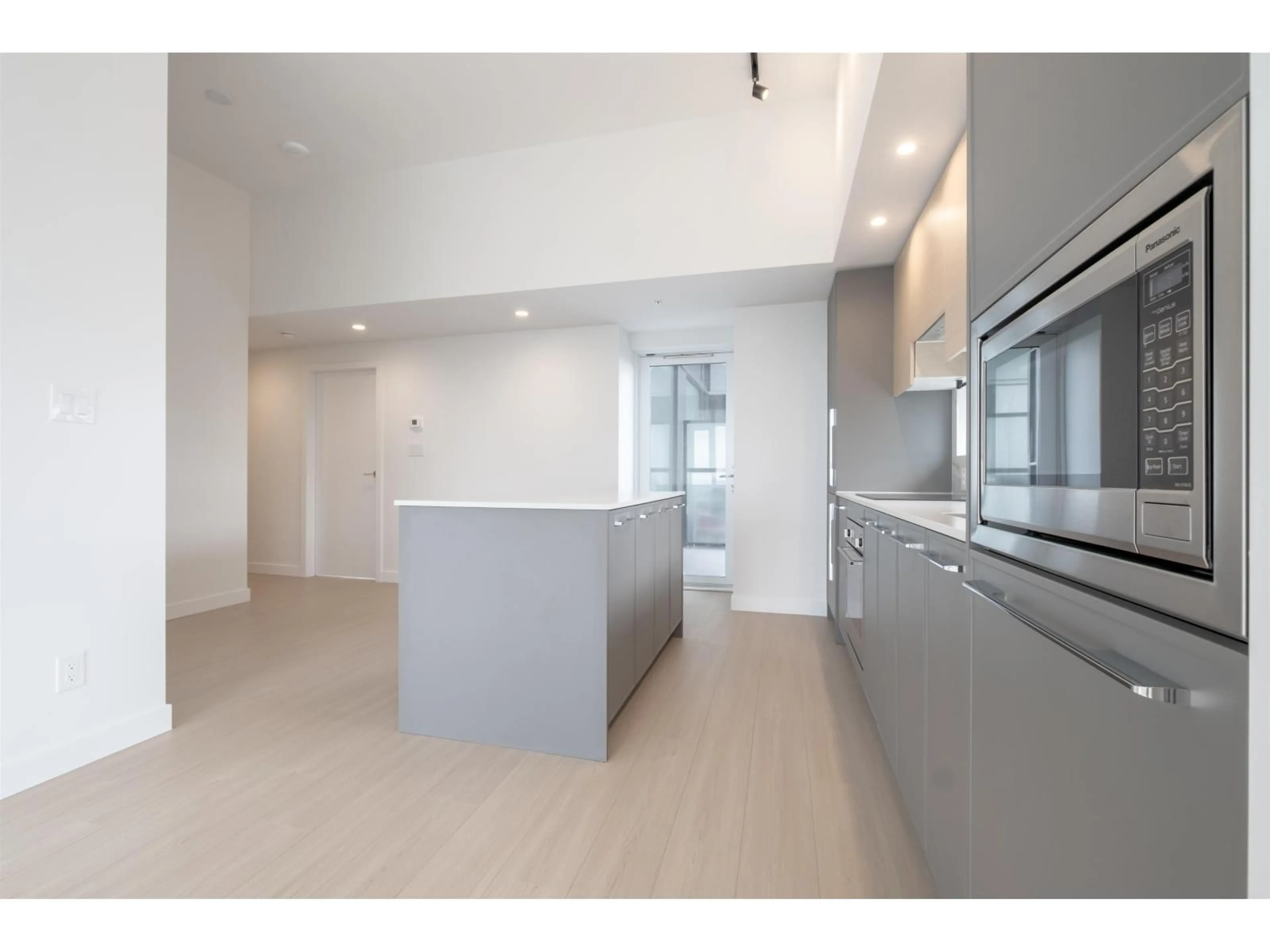 Open concept kitchen, unknown for 3310 - 13745 GEORGE JUNCTION, Surrey British Columbia V3T0V8