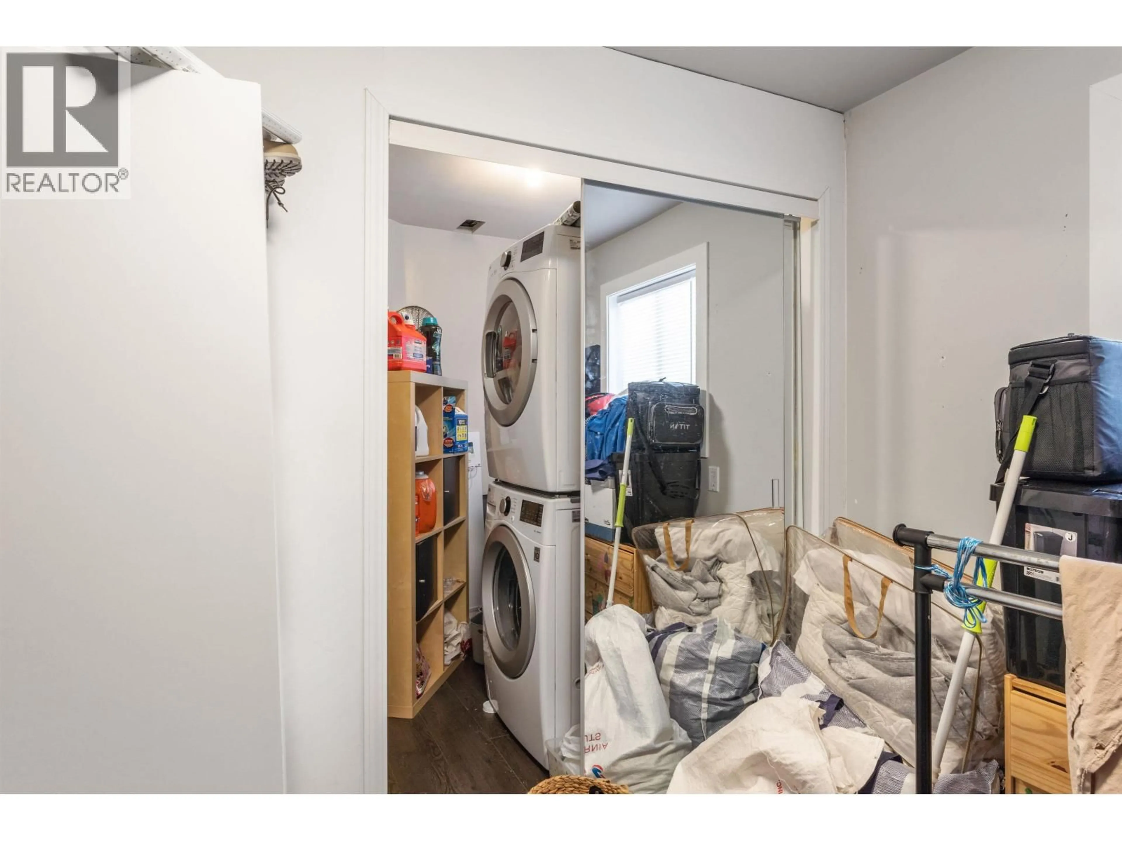 Storage room or clothes room or walk-in closet for 1949 MAHON AVENUE, North Vancouver British Columbia V7M2T4