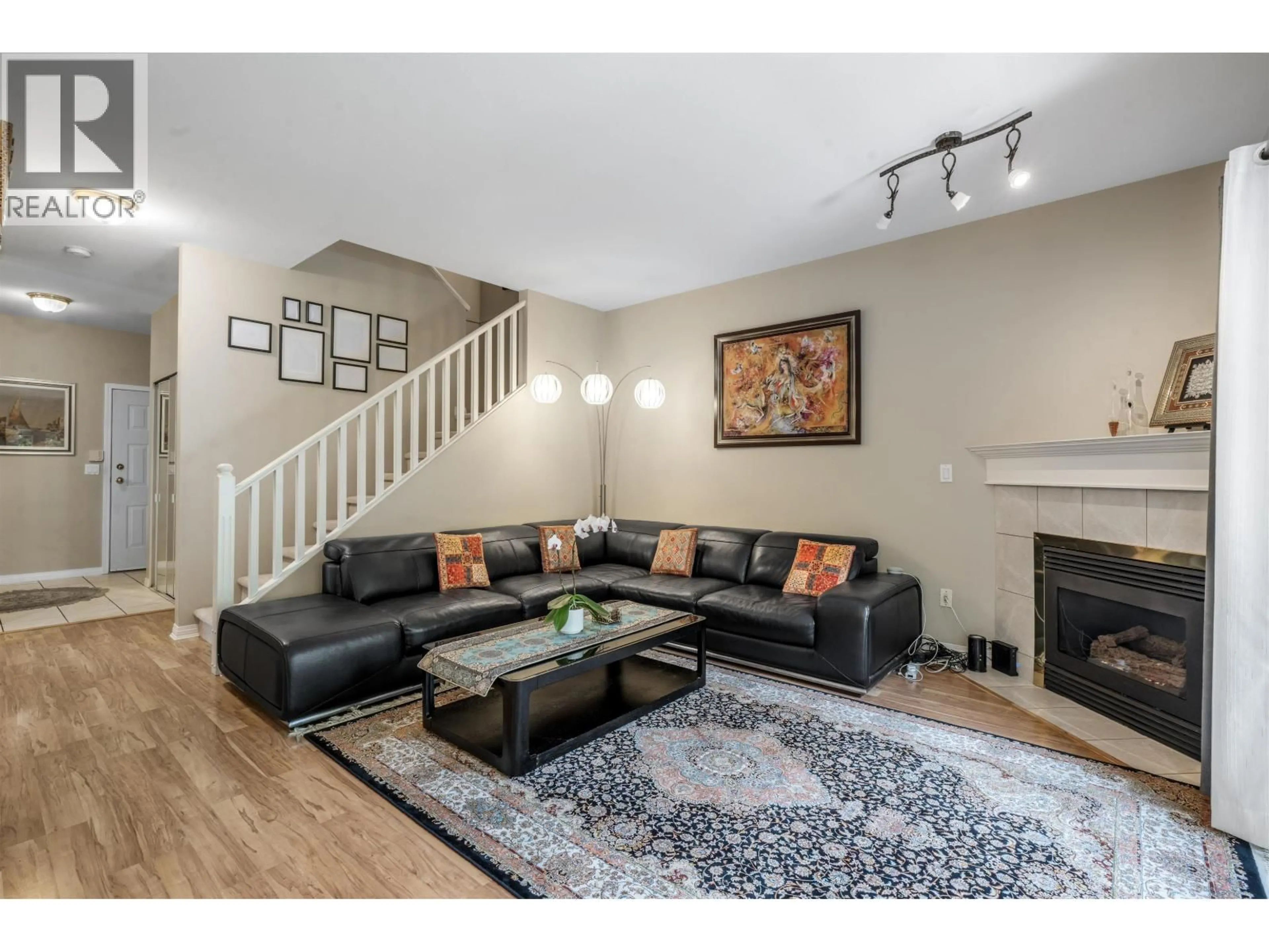 Living room with furniture, unknown for 19 - 1765 PADDOCK DRIVE, Coquitlam British Columbia V3E3J1