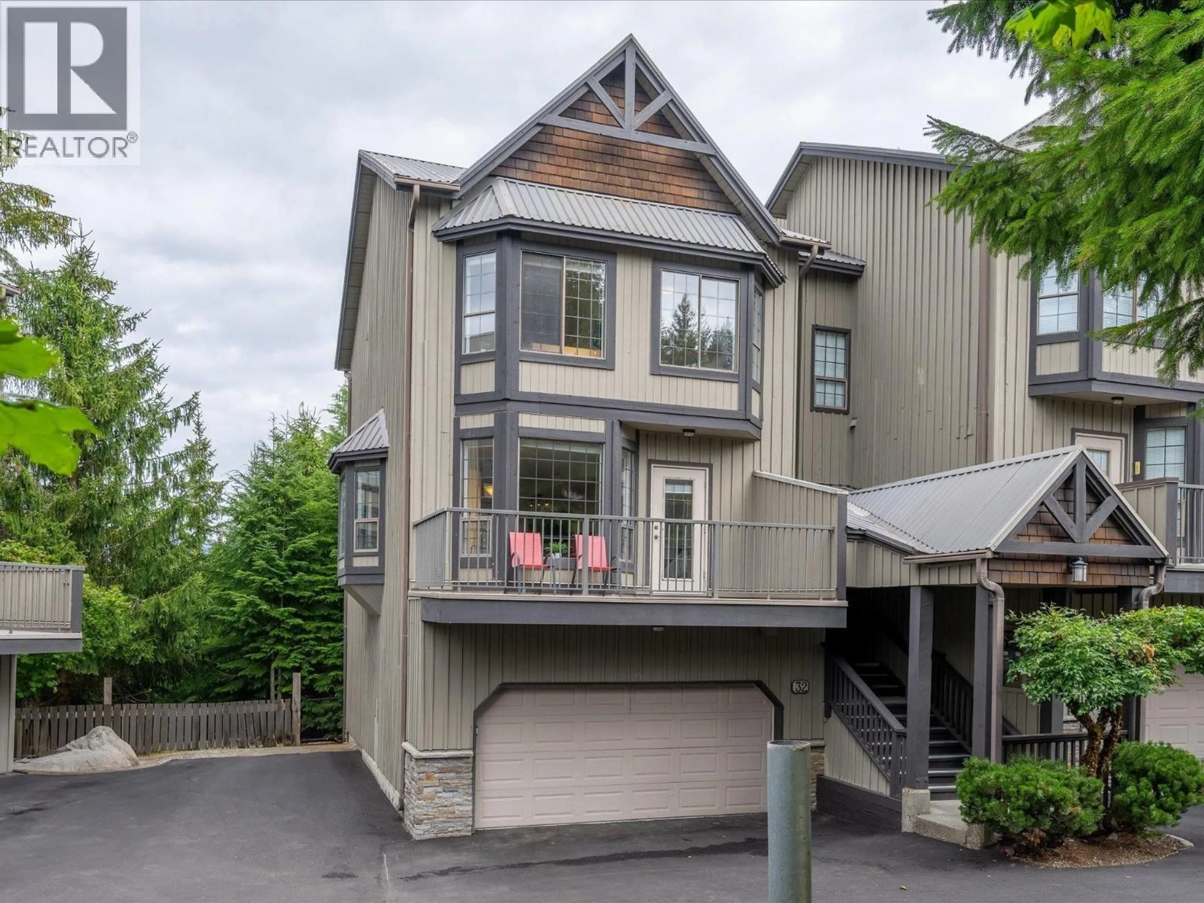 Unknown for 32 - 2104 NORDIC DRIVE, Whistler British Columbia V8E0P1