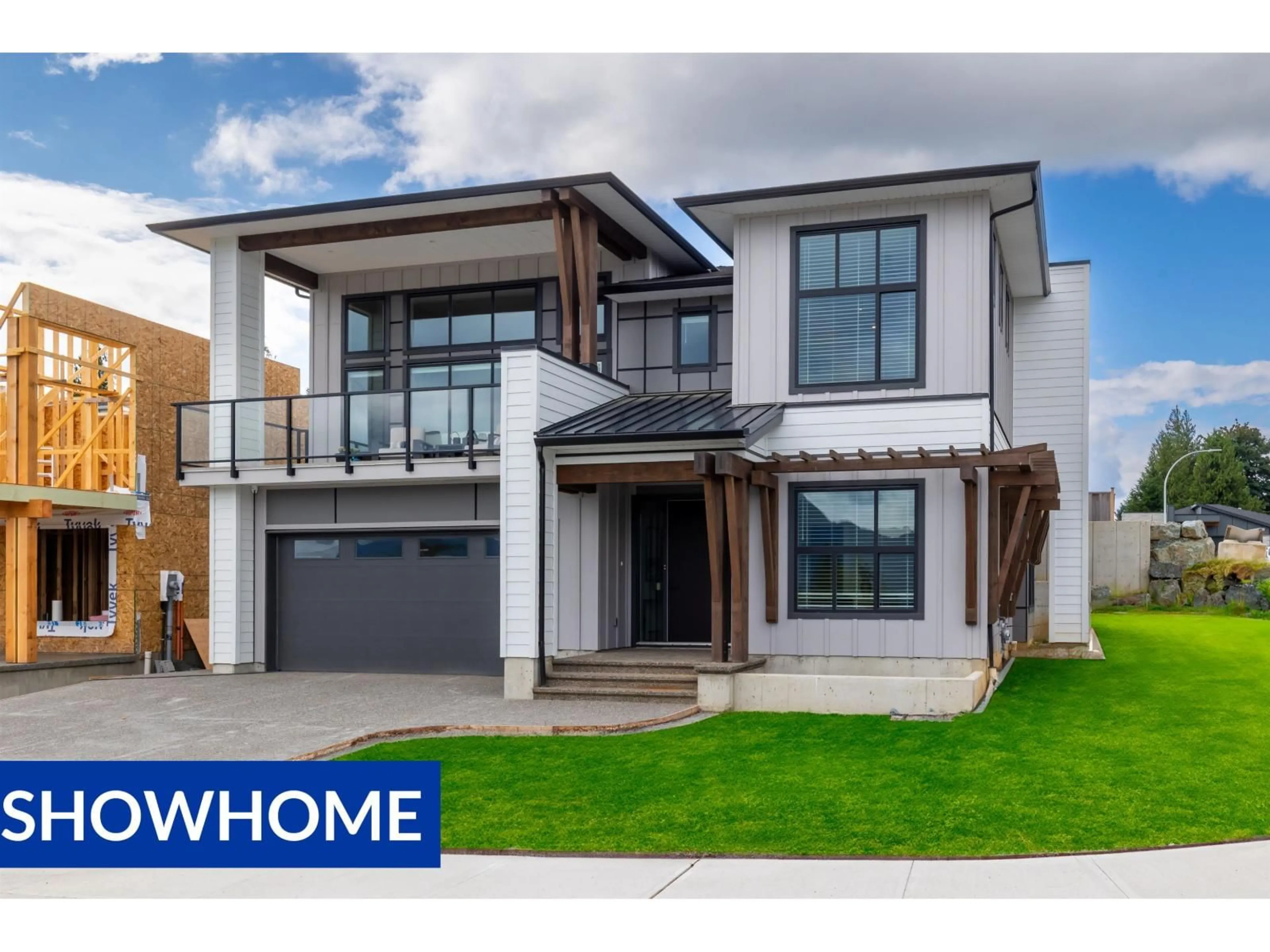 Home with vinyl exterior material, street for 47256 VALERIE PLACE, Chilliwack British Columbia V2P7W9