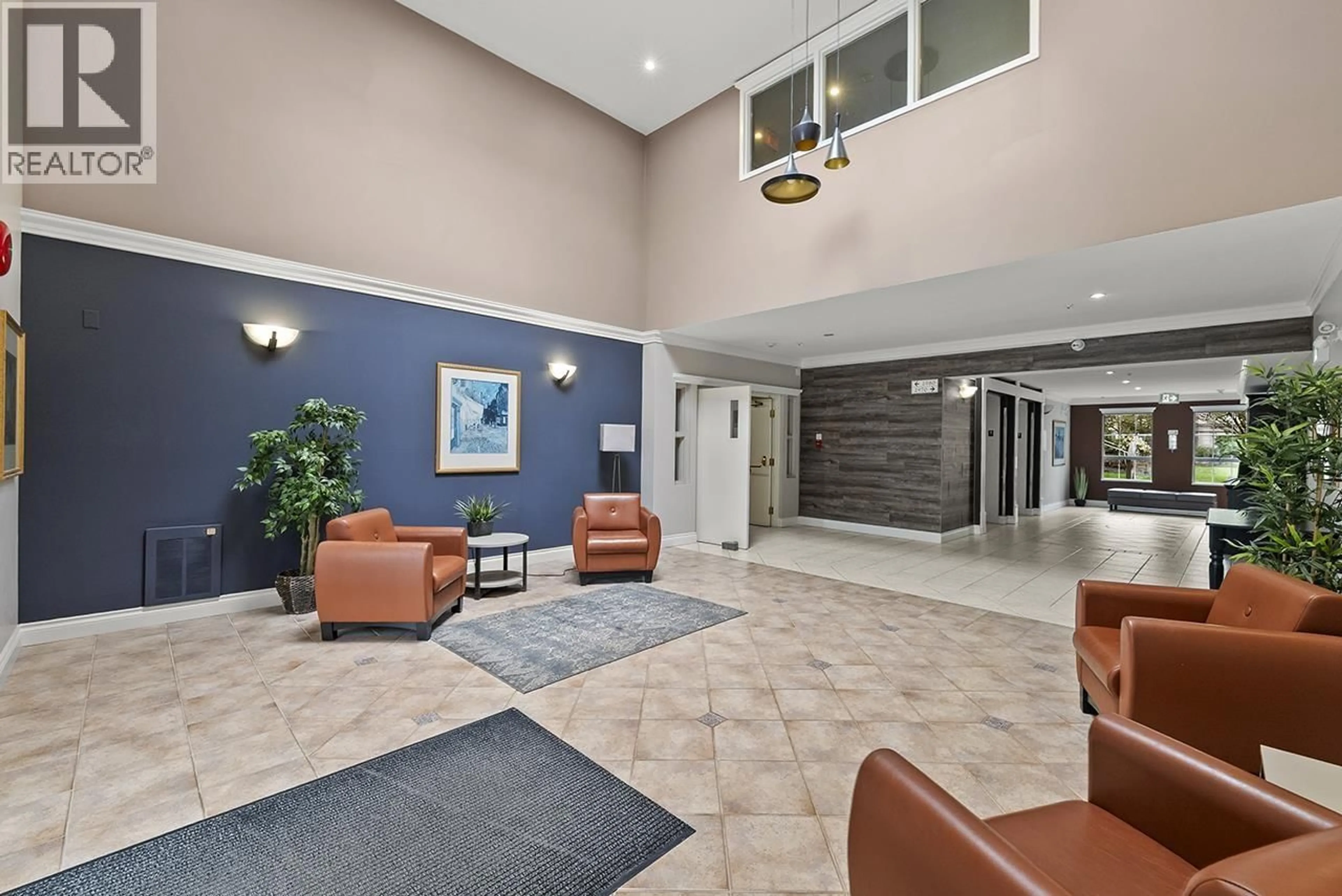 Lobby for 402 - 2970 PRINCESS CRESCENT, Coquitlam British Columbia V3B7R5