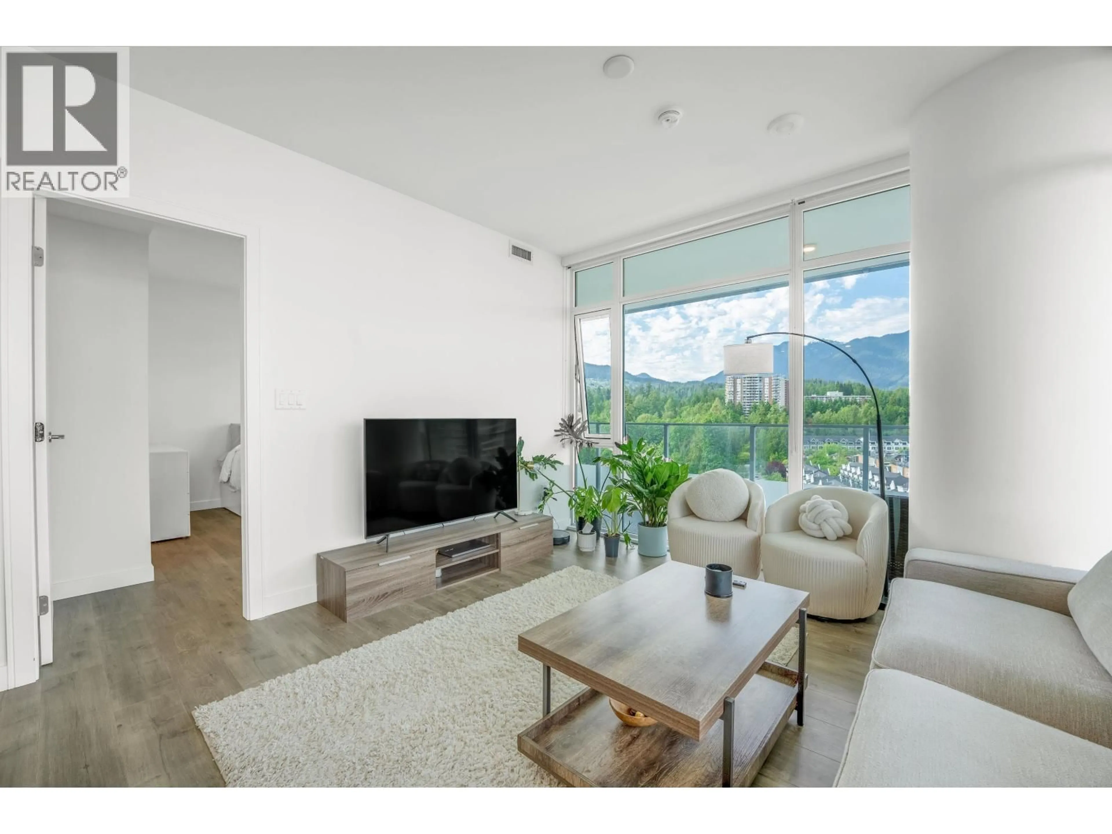 Living room with furniture, unknown for 902 - 200 KLAHANIE COURT, West Vancouver British Columbia V7P0E4