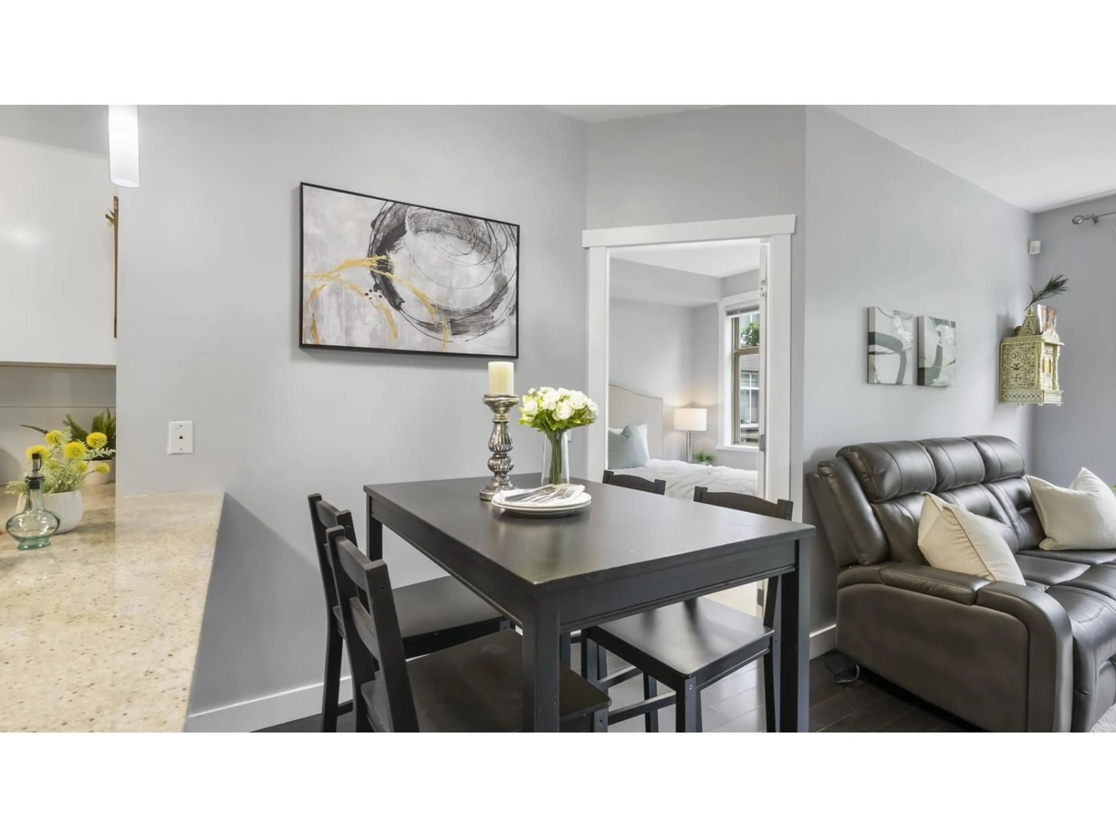 Unknown for 110 - 13555 GATEWAY, Surrey British Columbia V3T0B5