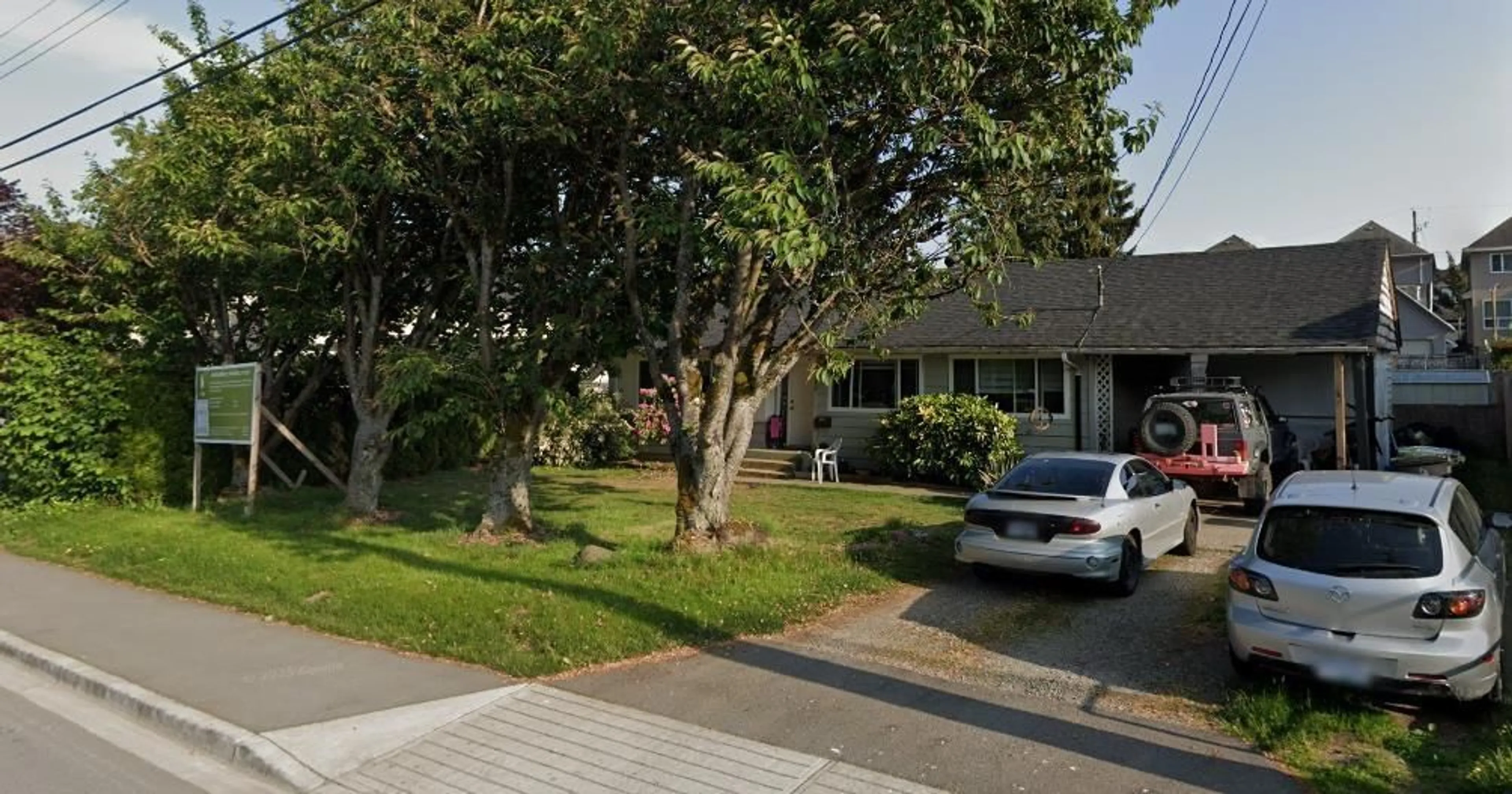 Unknown for 14670 60, Surrey British Columbia V3S1R6