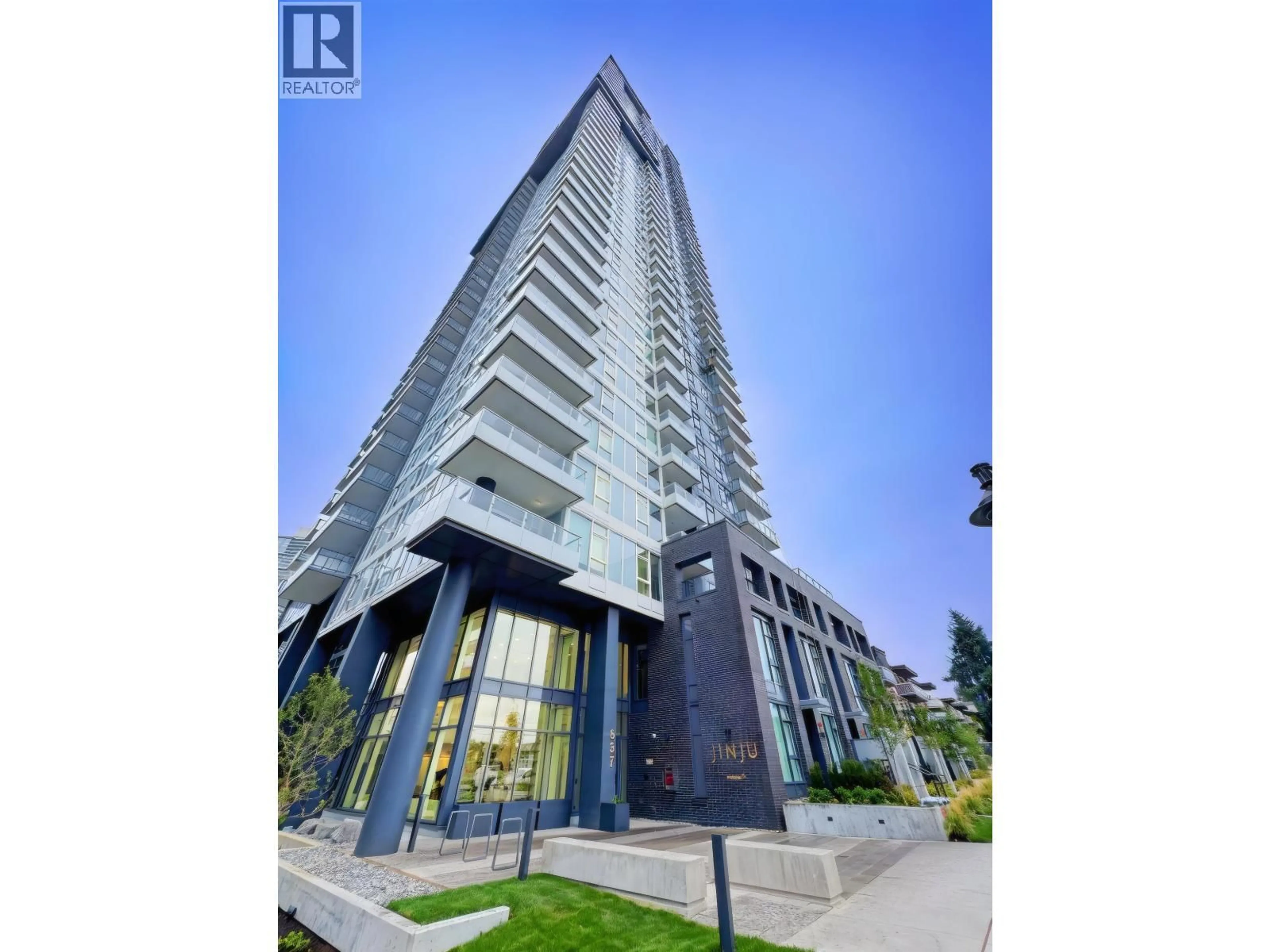 Indoor foyer for 2009 - 537 COTTONWOOD AVENUE, Coquitlam British Columbia V3J0S4