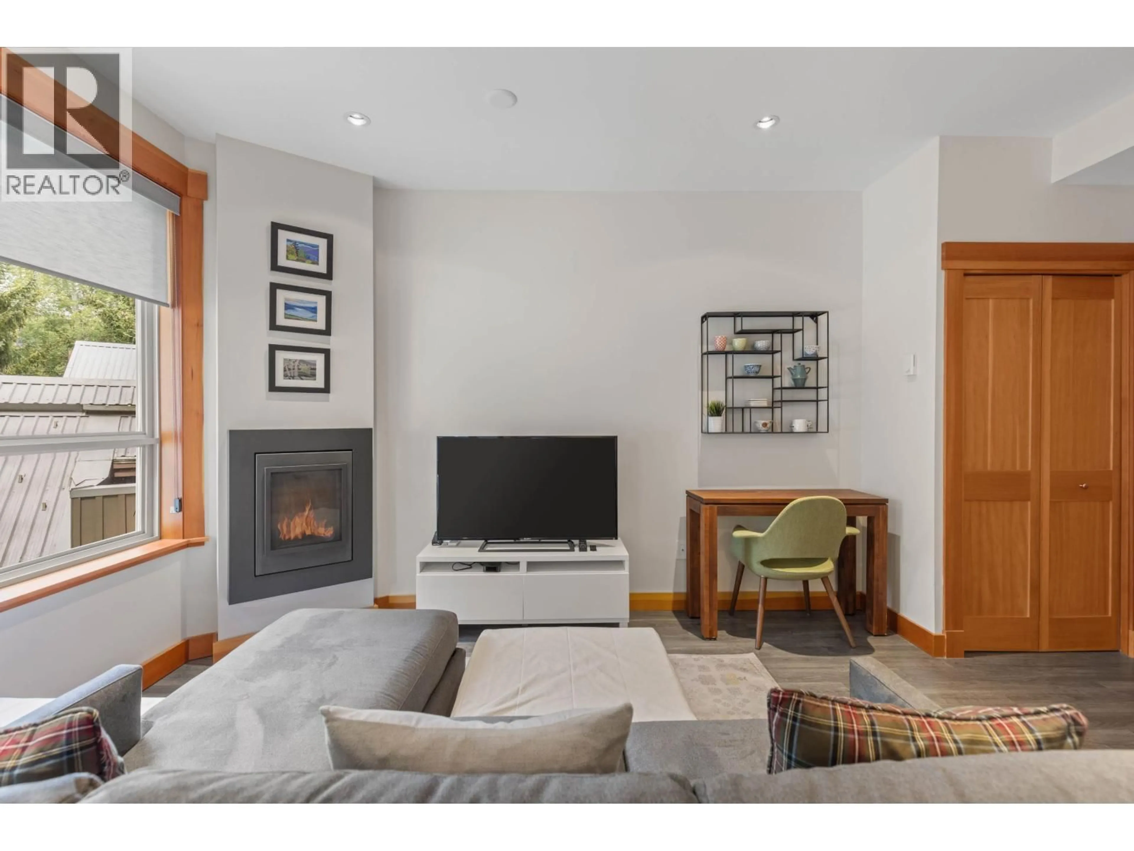Living room with furniture, unknown for 29 - 4385 NORTHLANDS BOULEVARD, Whistler British Columbia V8E1C5