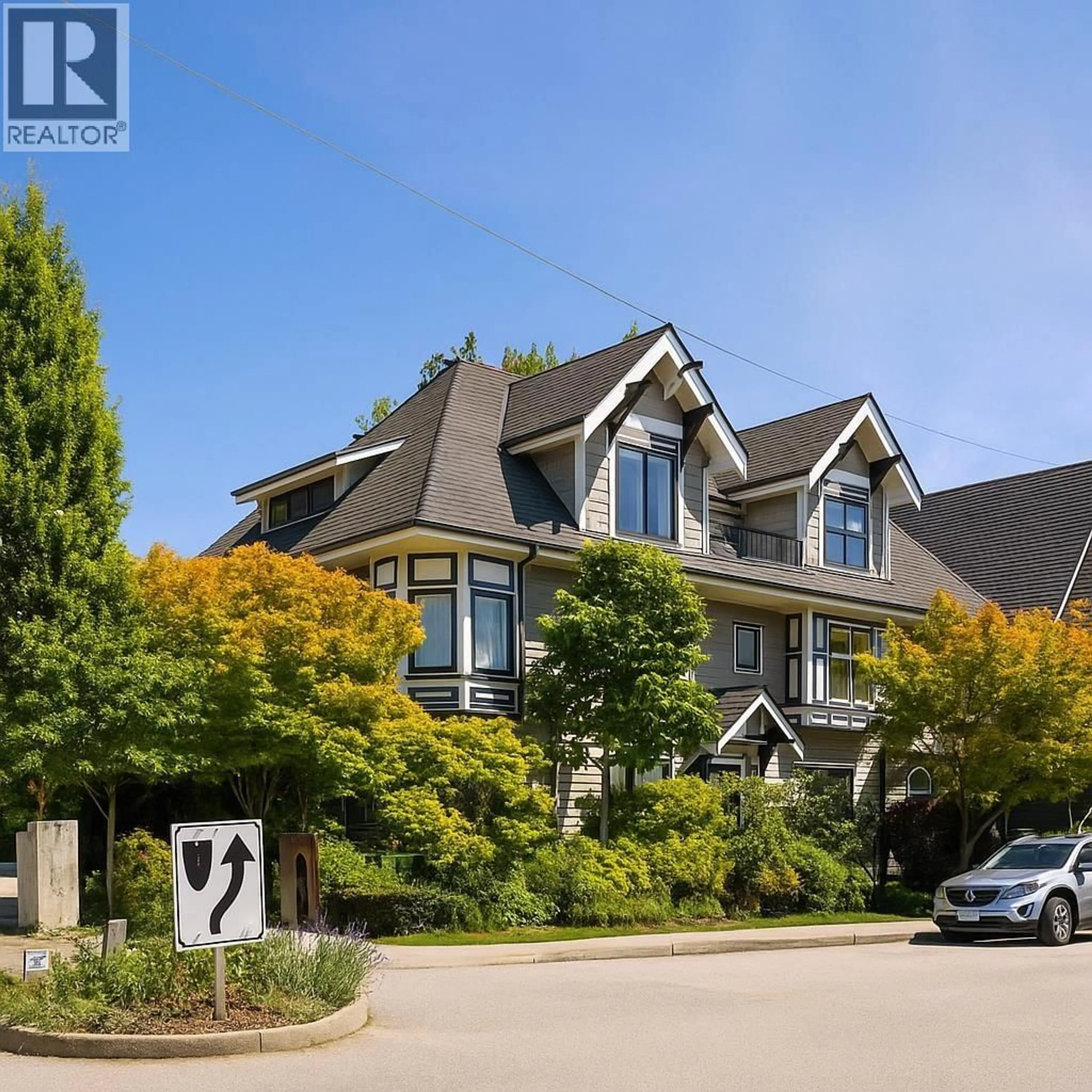Home with vinyl exterior material, street for 1902 STEPHENS STREET, Vancouver British Columbia V6K3V9
