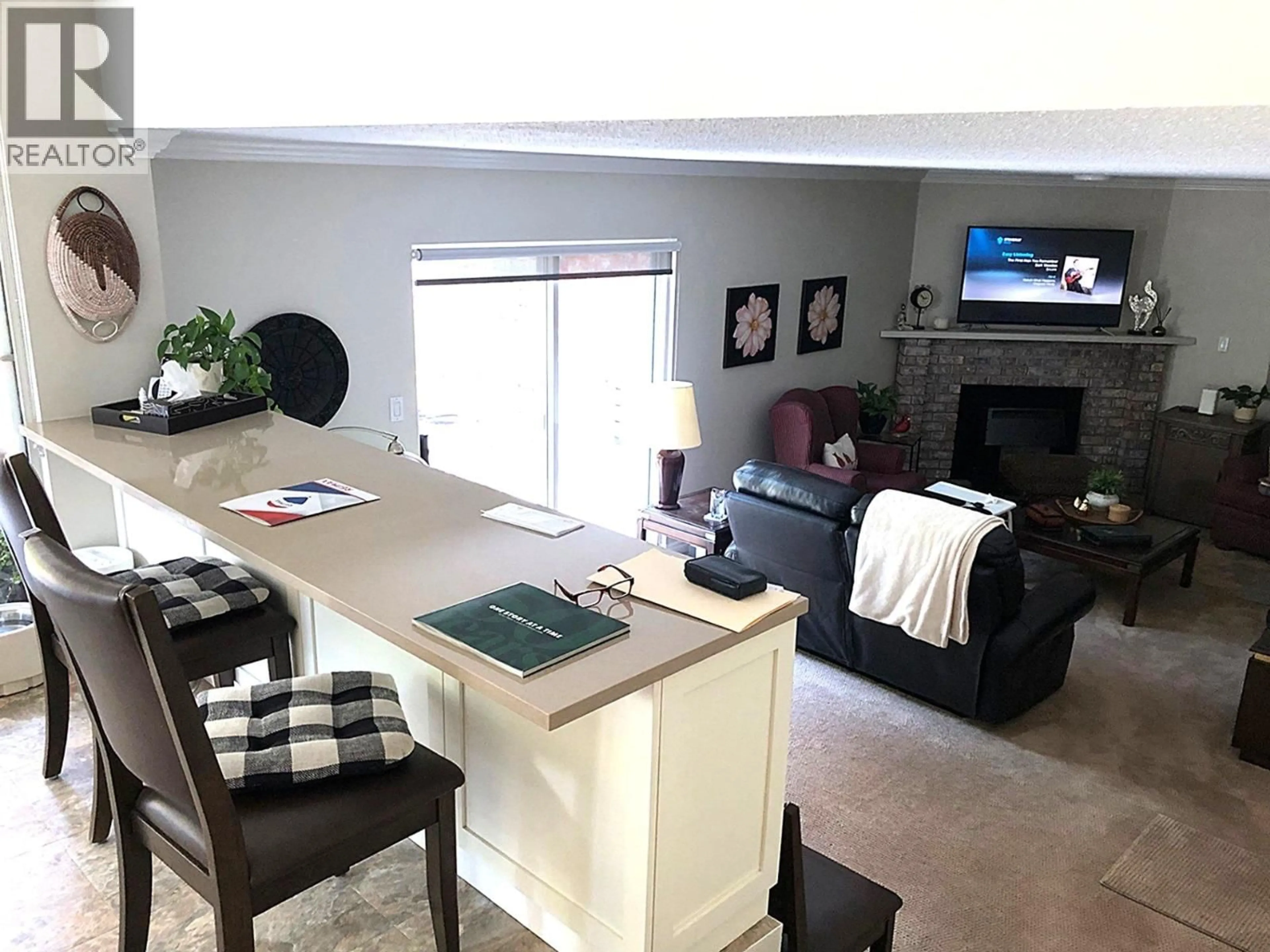Living room with furniture, unknown for 12226 202 STREET, Maple Ridge British Columbia V2X8X4