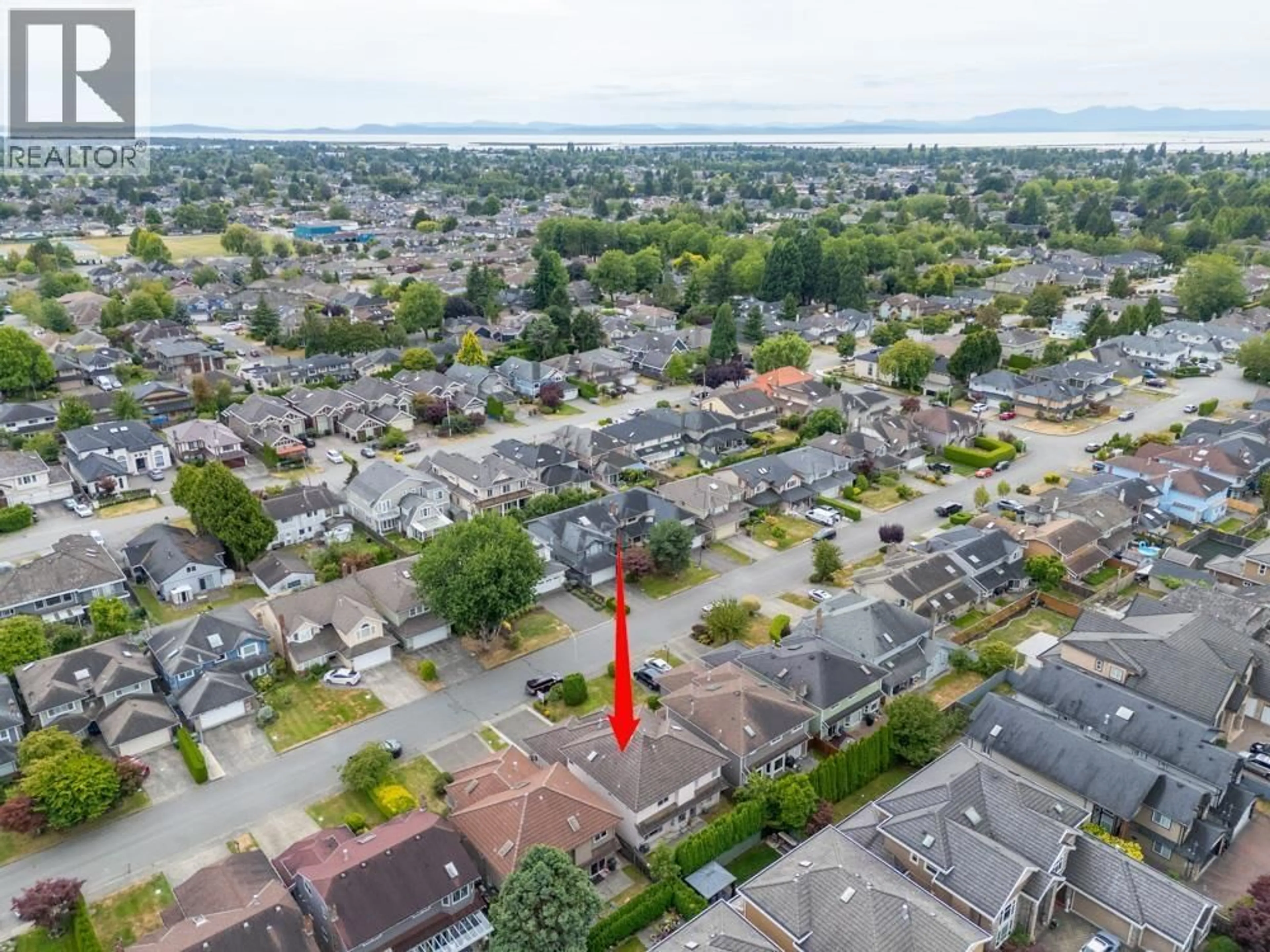 A pic from outside/outdoor area/front of a property/back of a property/a pic from drone, street for 5475 LACKNER CRESCENT, Richmond British Columbia V7E6A4