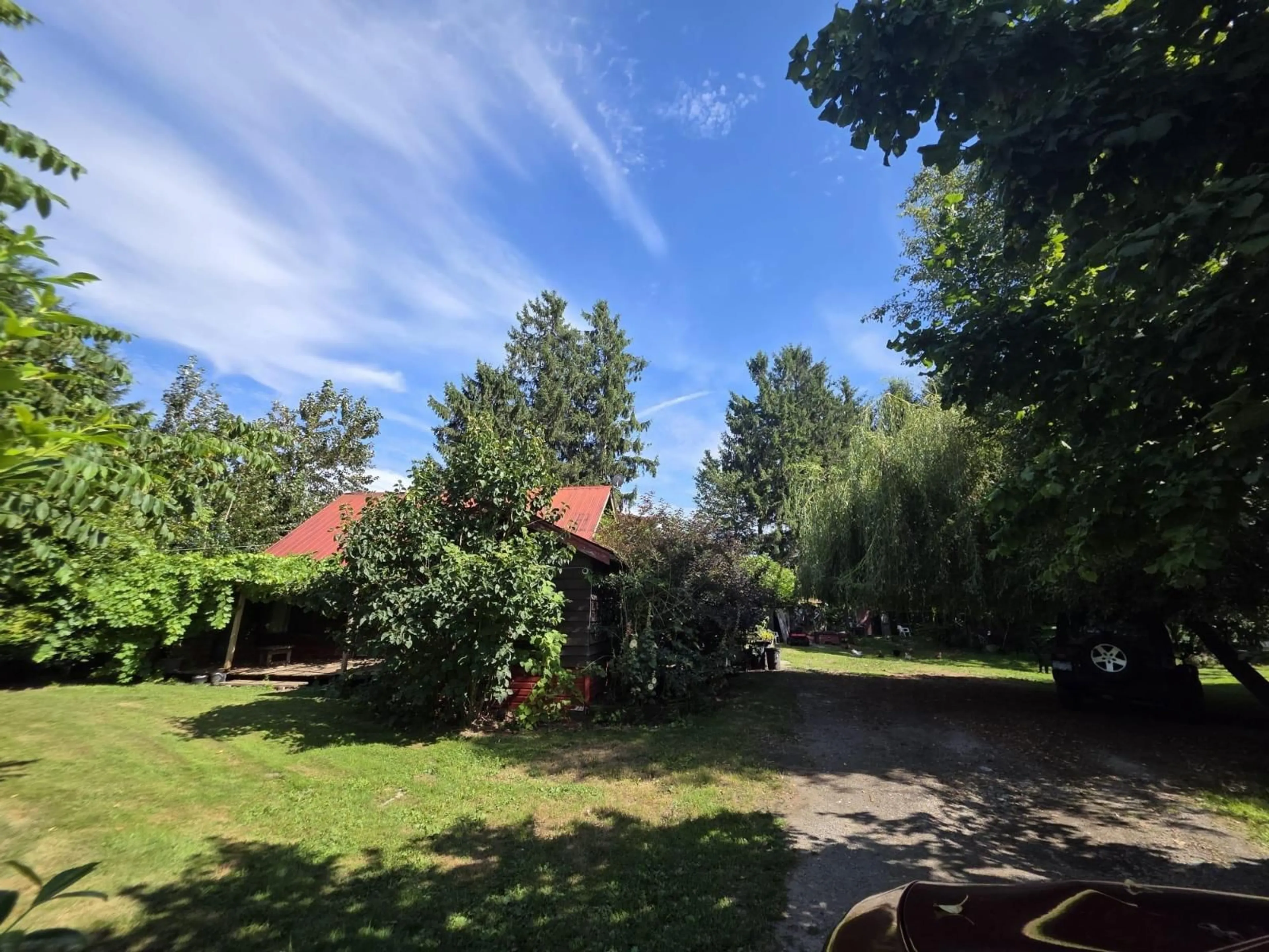 A pic from outside/outdoor area/front of a property/back of a property/a pic from drone, forest/trees view for 41582 NICOMEN ISLAND TRUNK, Mission British Columbia V0M1G0