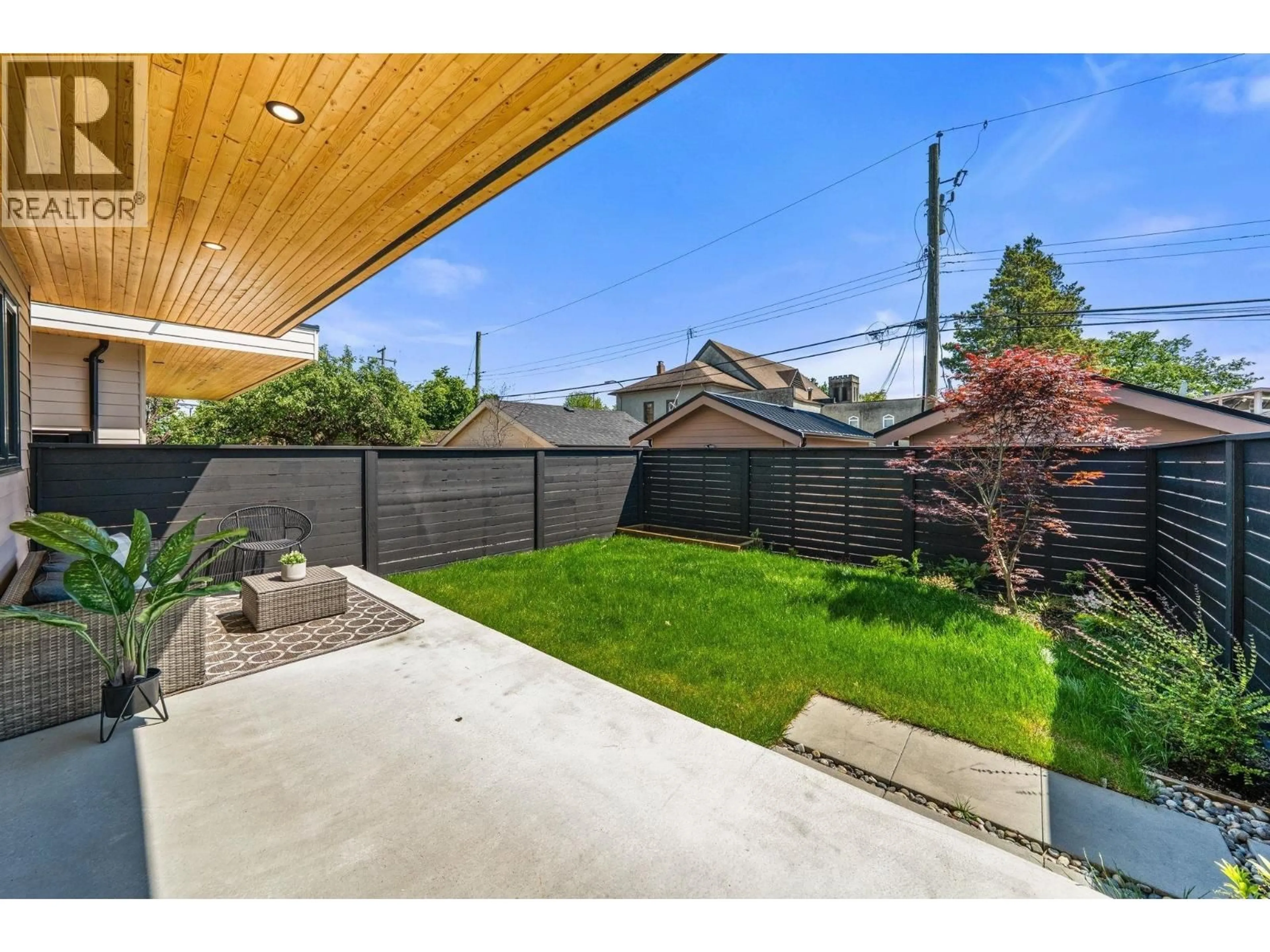Patio, street for 2 - 638 46TH AVENUE, Vancouver British Columbia V5W2A3