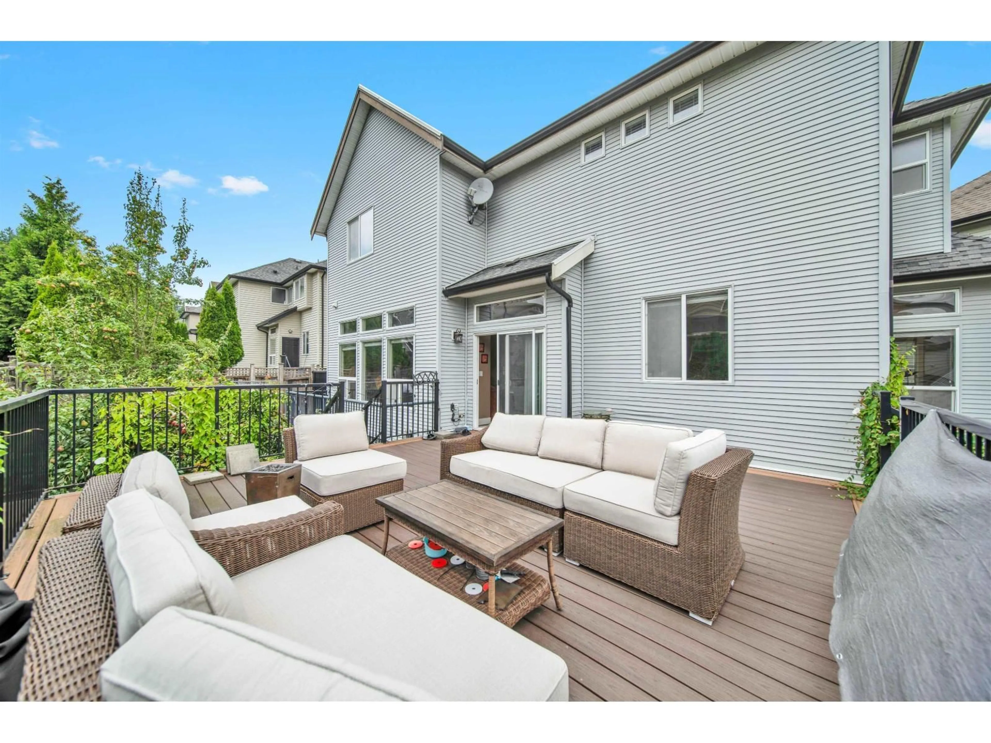 Patio, street for 15072 61B, Surrey British Columbia V3S5L7