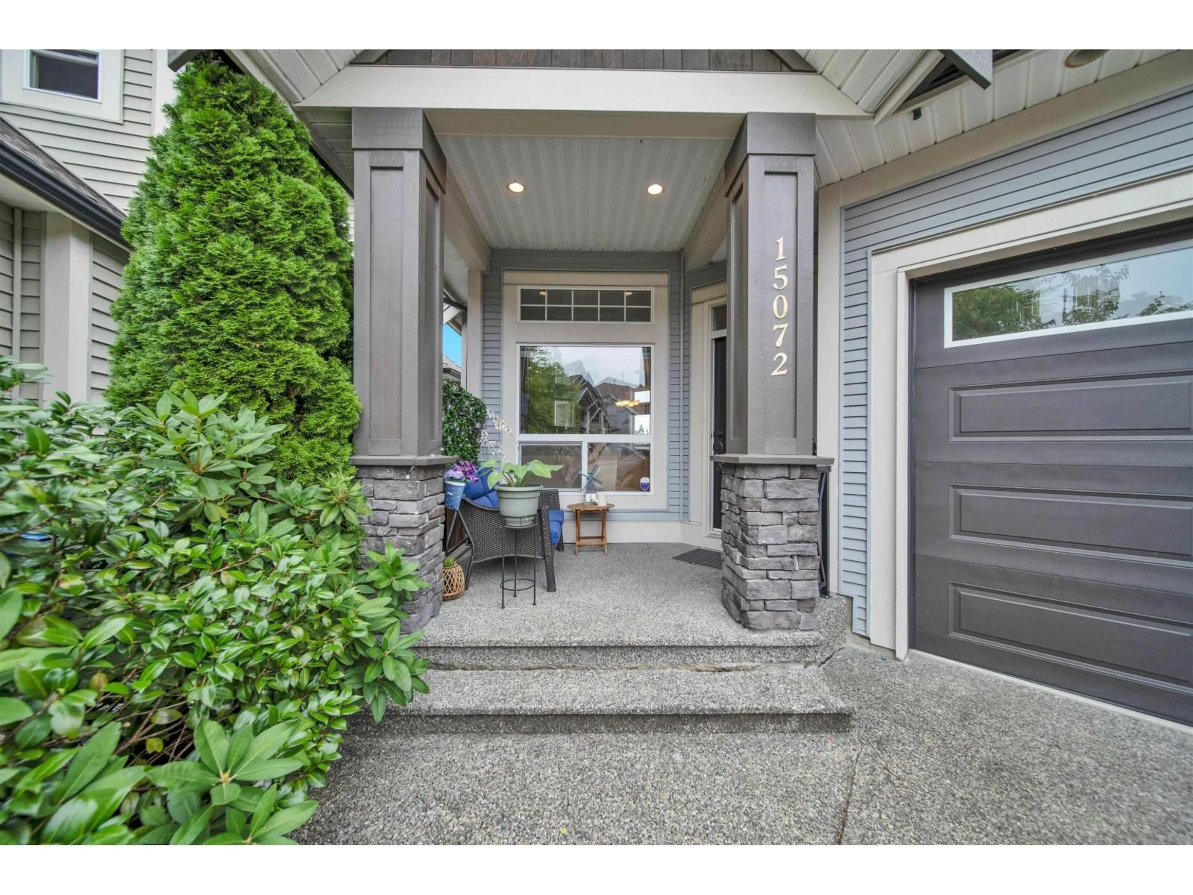 Indoor entryway for 15072 61B, Surrey British Columbia V3S5L7