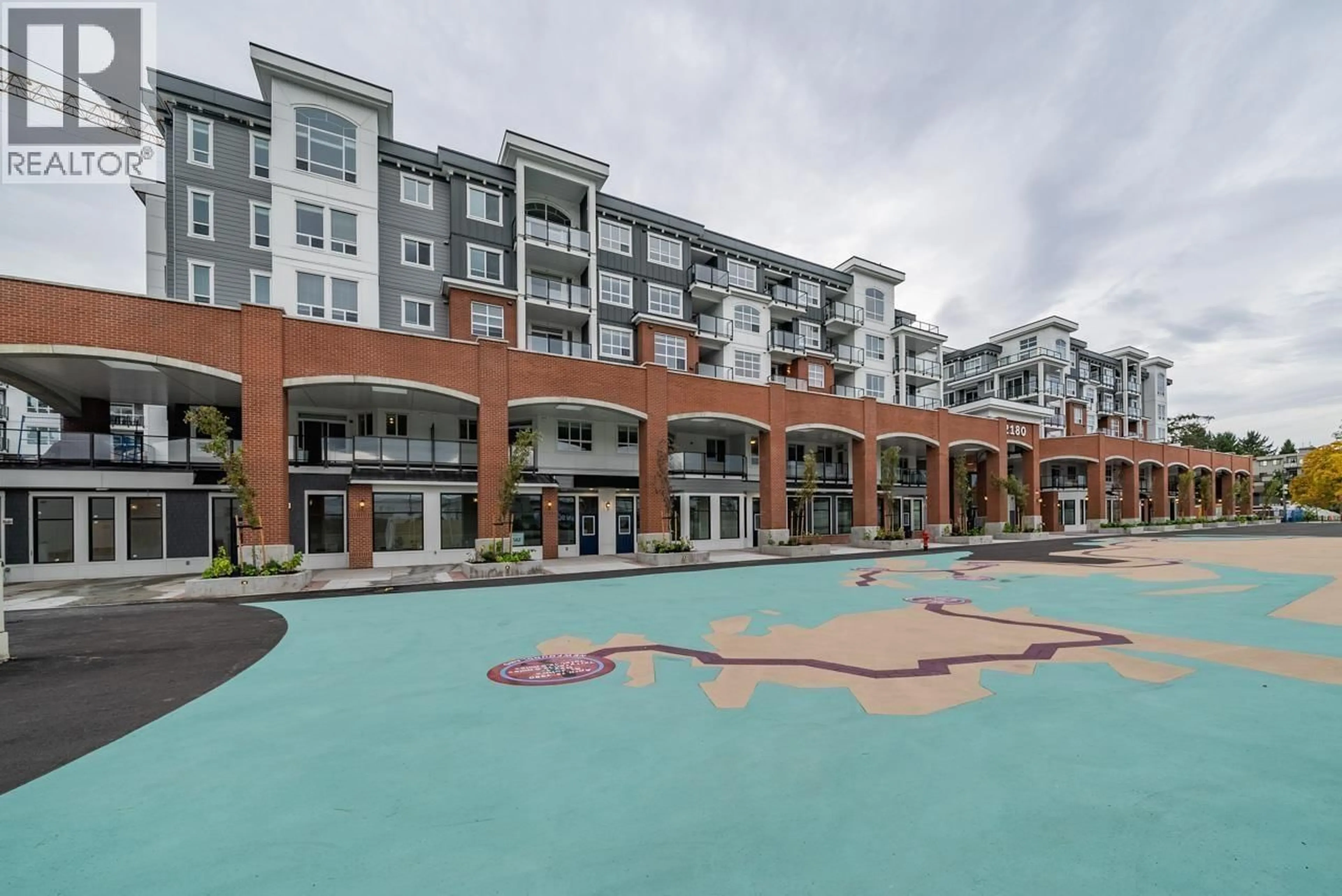 Pool for 3420 - 2180 KELLY AVENUE, Port Coquitlam British Columbia V3C0S4