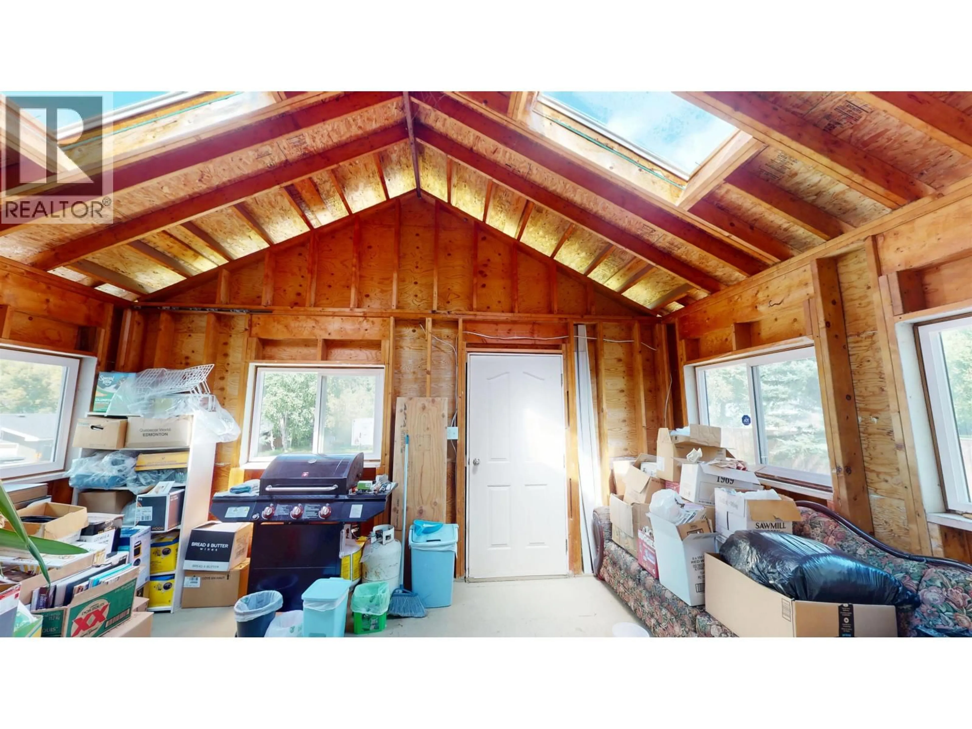 Unknown for 1834 LOMBARDIE DRIVE, Quesnel British Columbia V2J4A9
